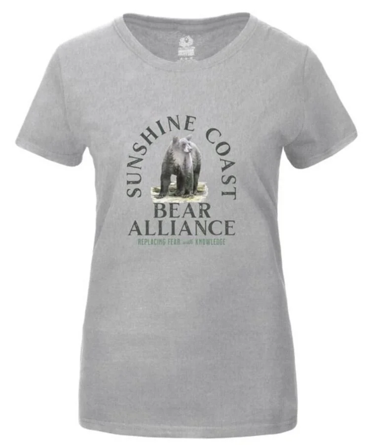WomansGreyTshirt.JPG