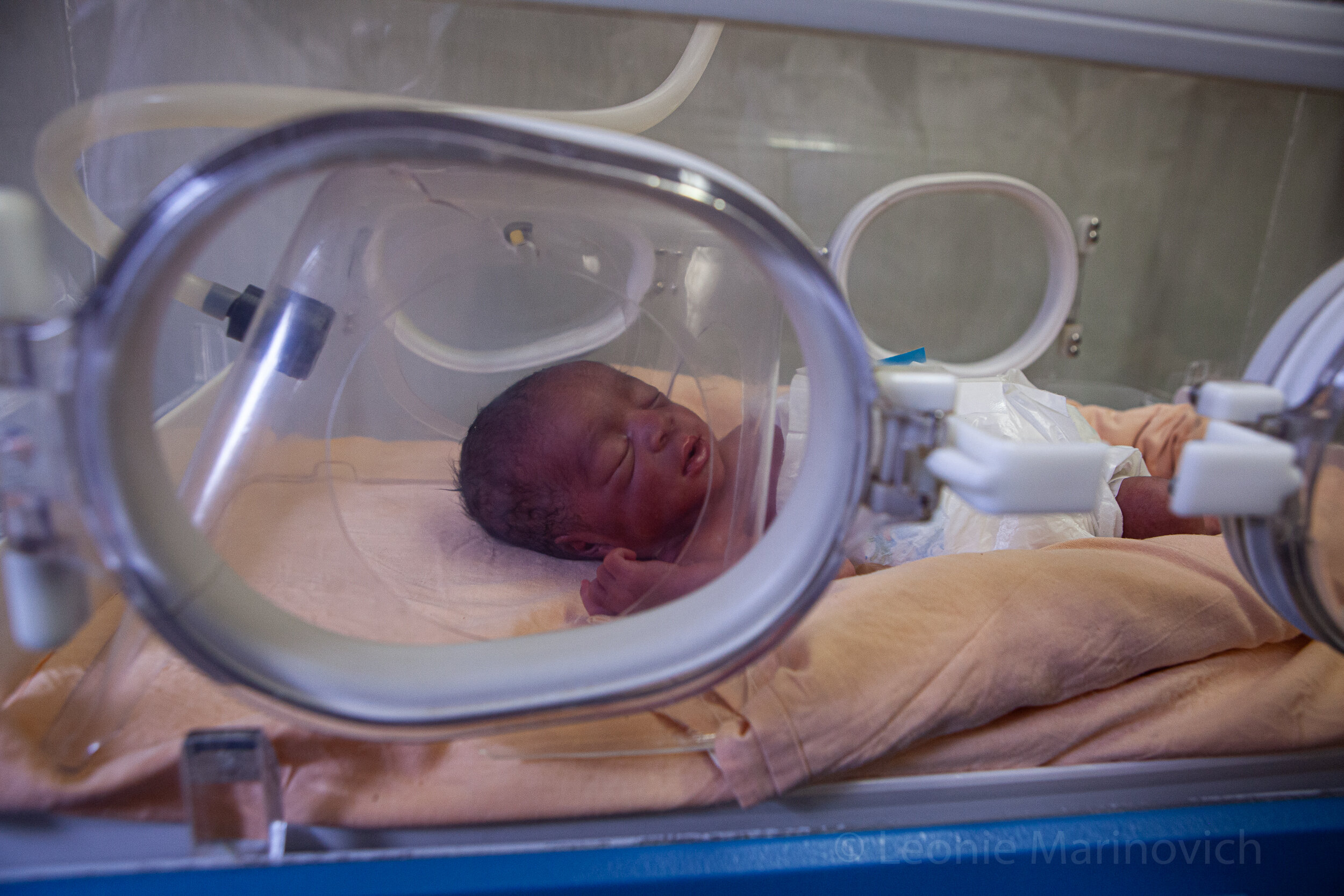  16 March 2011. Malamulela, Limpopo, South Africa. Every year about 23,000 newborn babies die in South Africa (UNICEF data from 2010), but the majority of these deaths are easily preventable if hospitals improve the quality of their neonatal care. 
