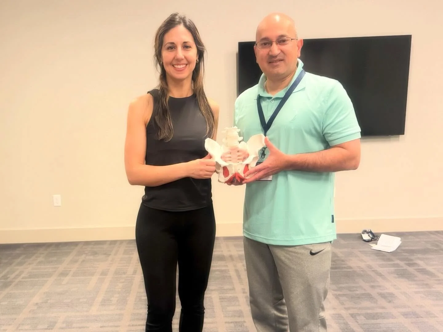 🌕we did it. Pelvic Health &amp; Yoga was offered to 53 healthcare providers, research staff and clinicians this morning at an international congress. our wellness presentation was selected out of over 550 ~
&bull;
Interacting with and connecting wit