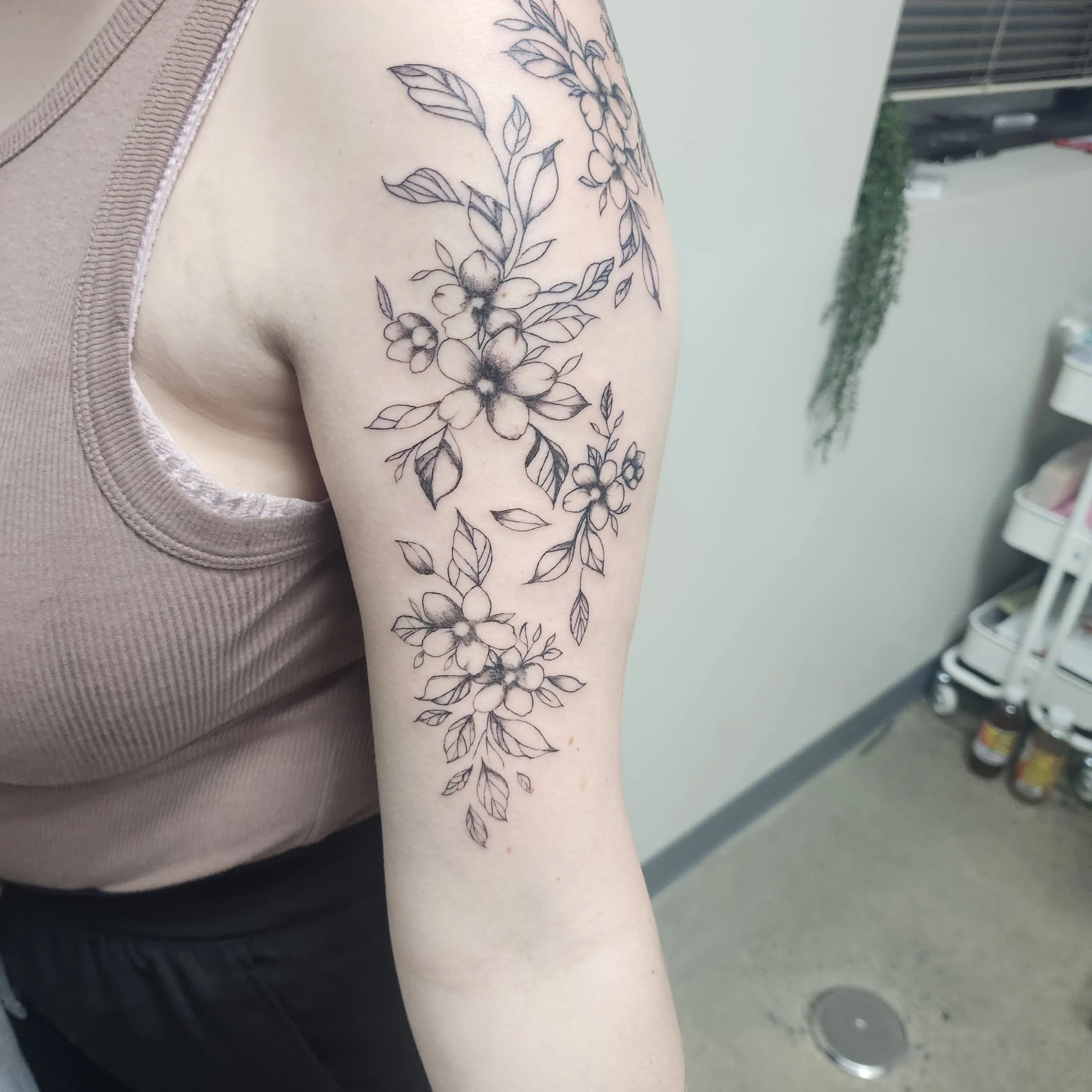 AT Signe flower tattoo 1.jpg