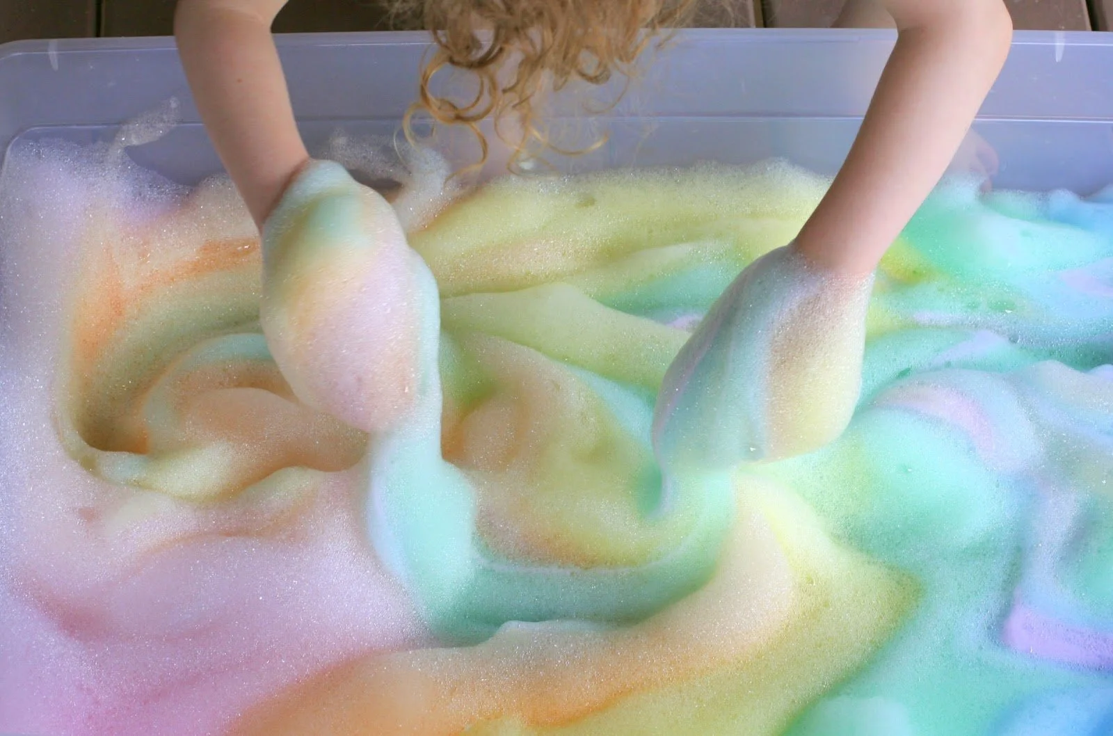 Rainbow Soapy Foam 