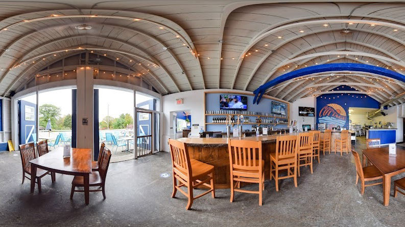 an image of the interior of Clear Lake Distillery restaurant