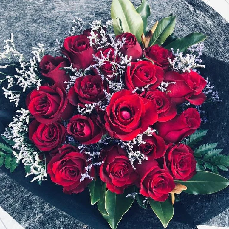 Eight Stems Florist - Red Roses.JPG