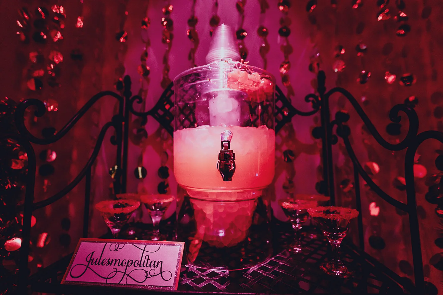 Mike Ditka giving speech at Chicago non-profit event at Hyatt Regency