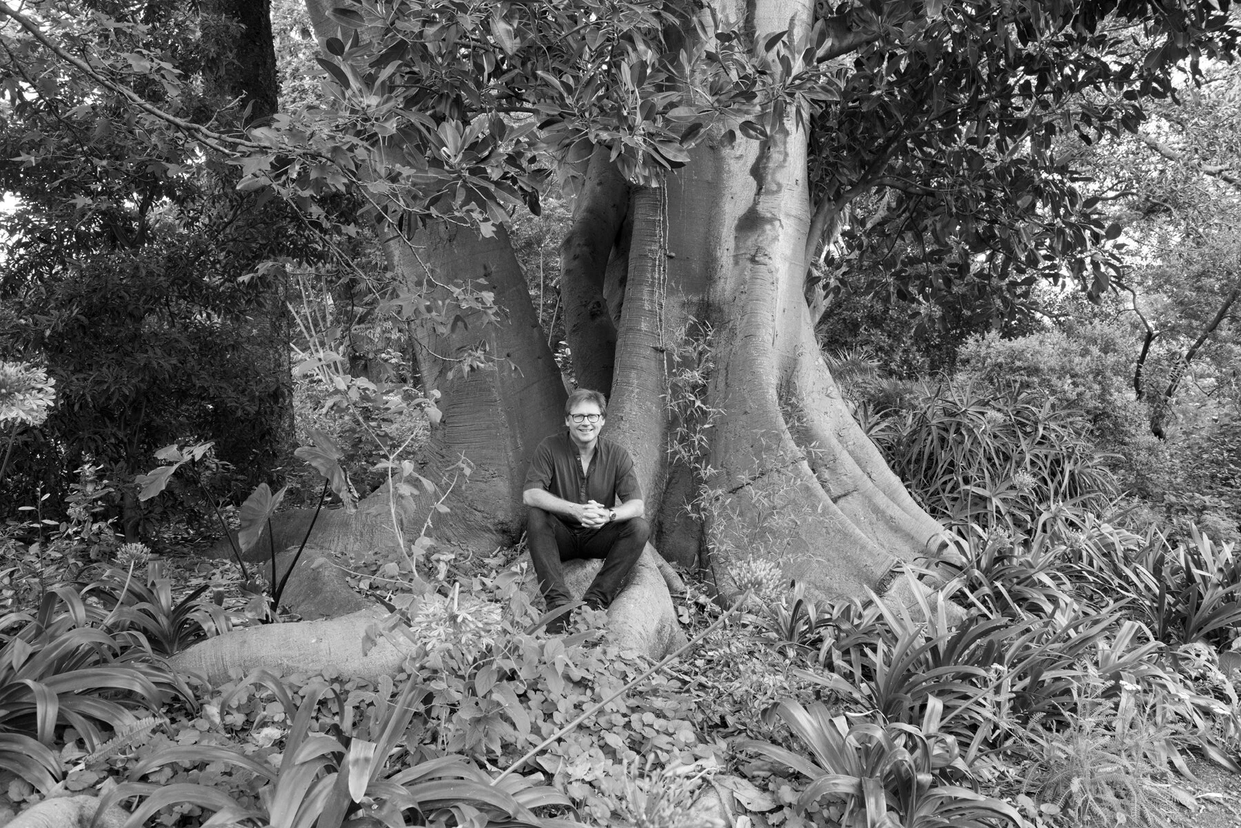 Simon-Dalton 2 bw lowres.jpg