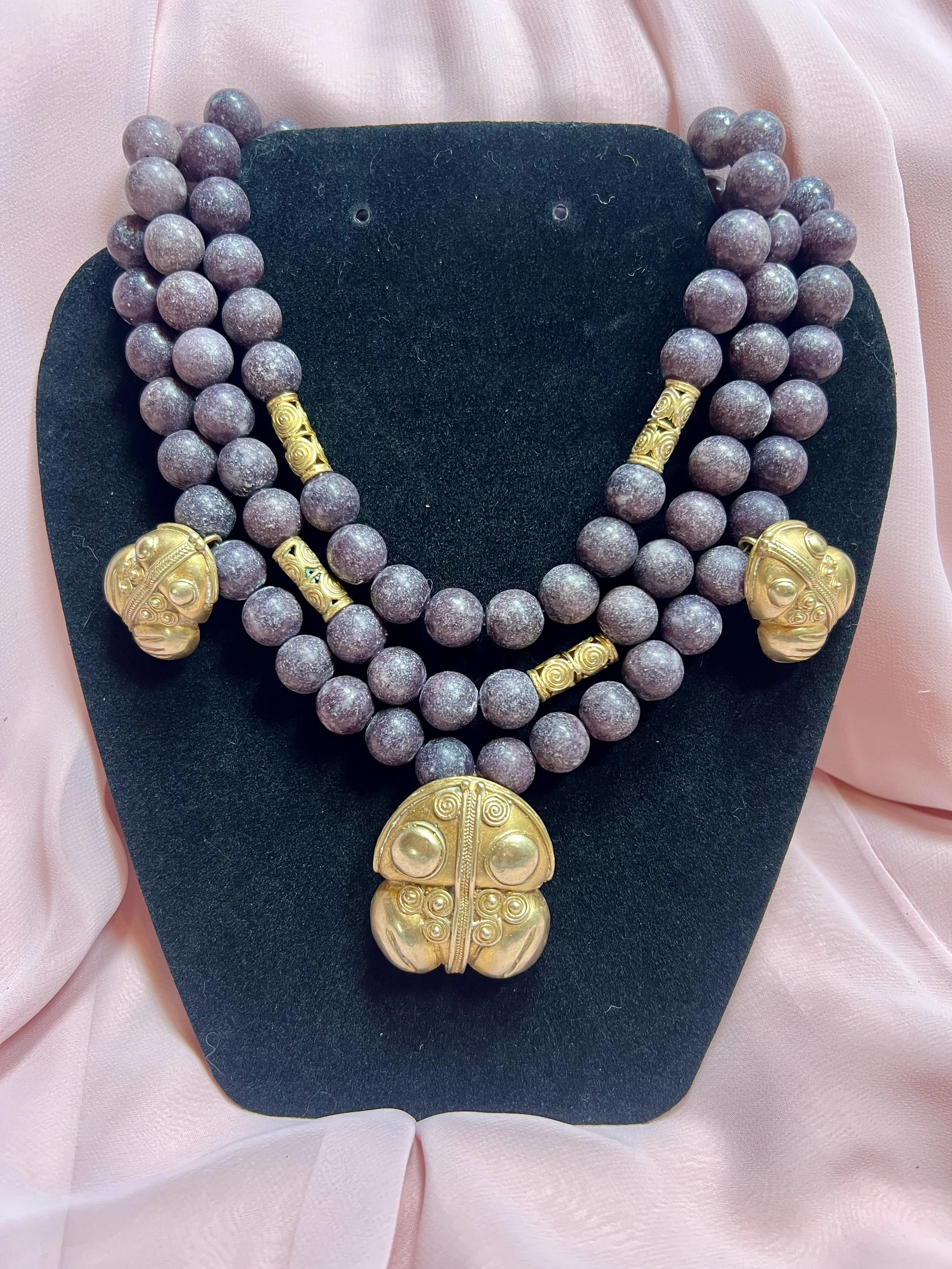 Three Strings Lavender Jasper Beaded Necklace with frogs pendants