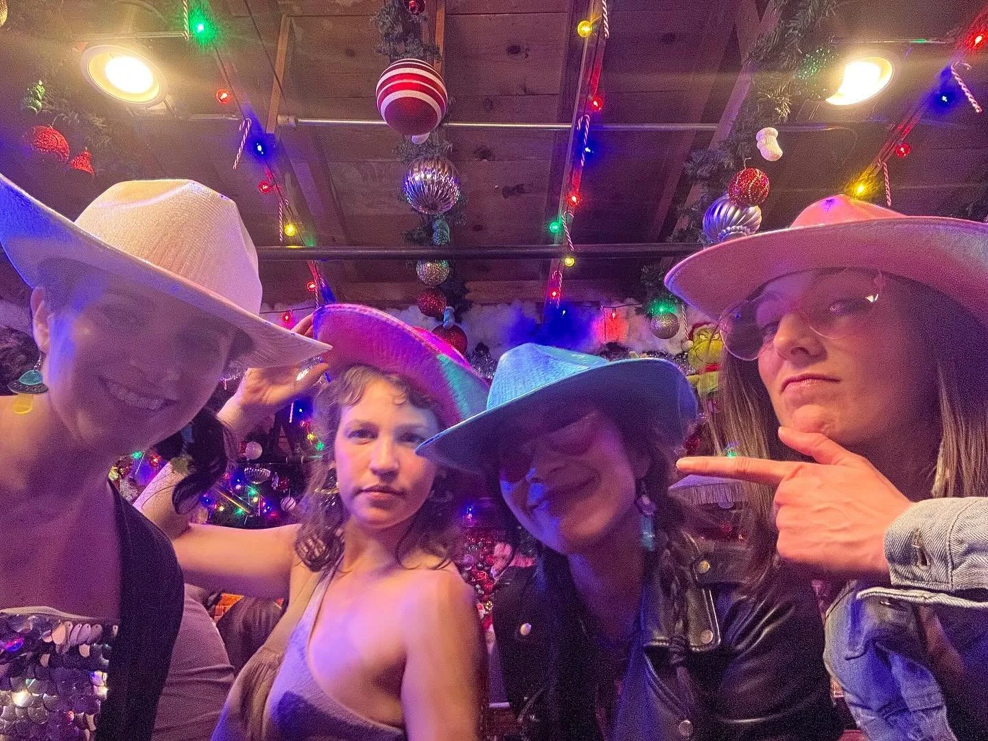 Scottsdale shenanigans for @lhochsz bachelorette 🥳🤠👽
