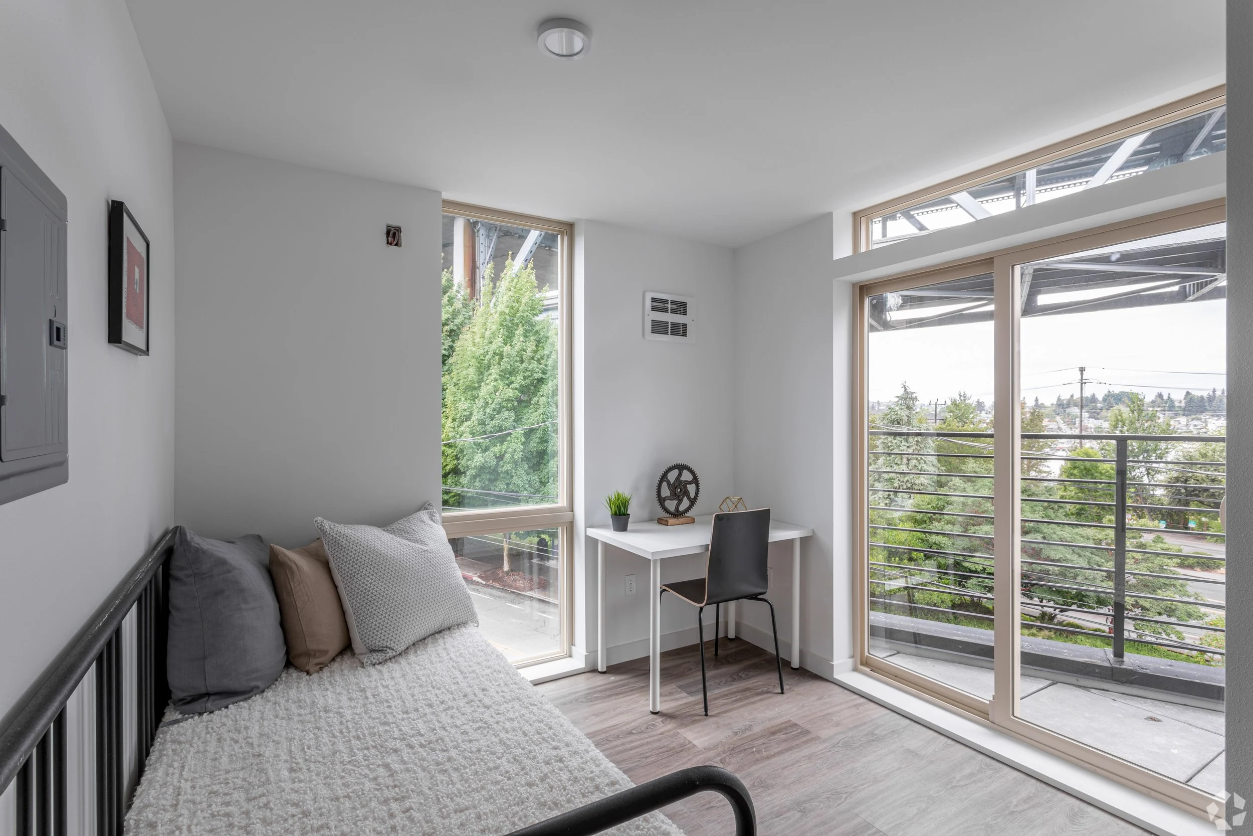 Odessa On Lake Union