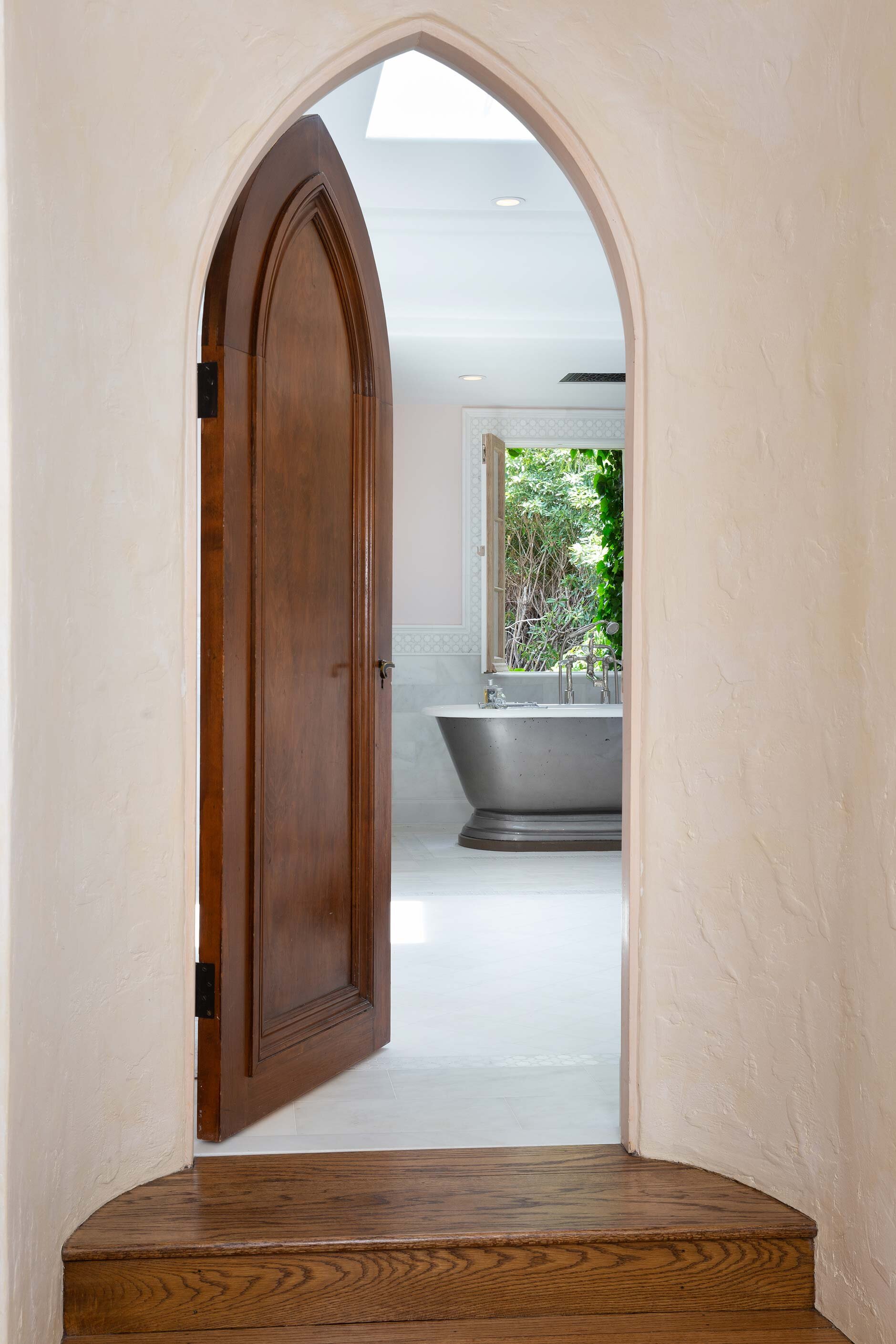 01lepere-trillium-construction-santa-barbara-architectural-photography-bathroom.jpg