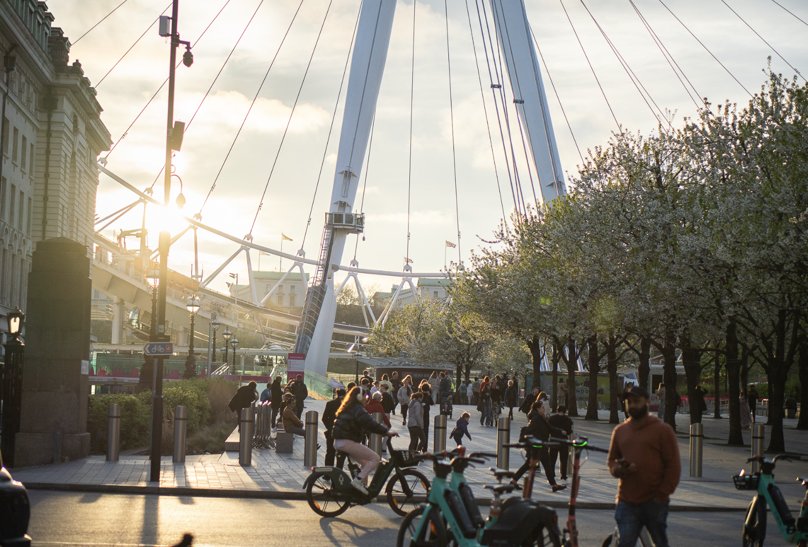 2,077 local green jobs created in London through public and private sector partnership