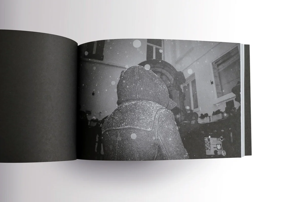 Julien_kevinscarlet_book_02.jpg