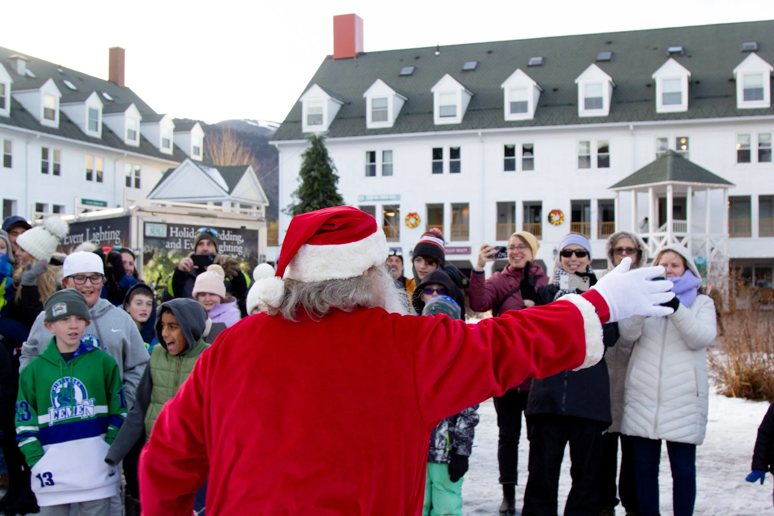 Santa Comes to Jugtown