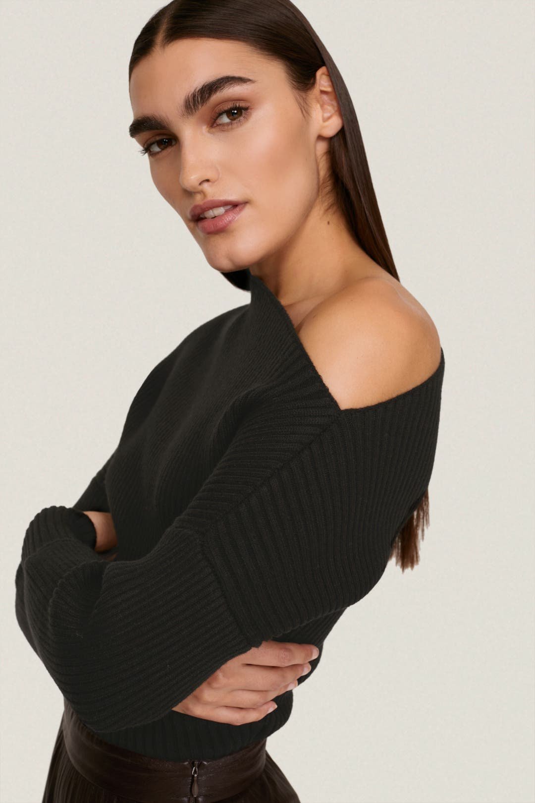 cold shoulder sweater black