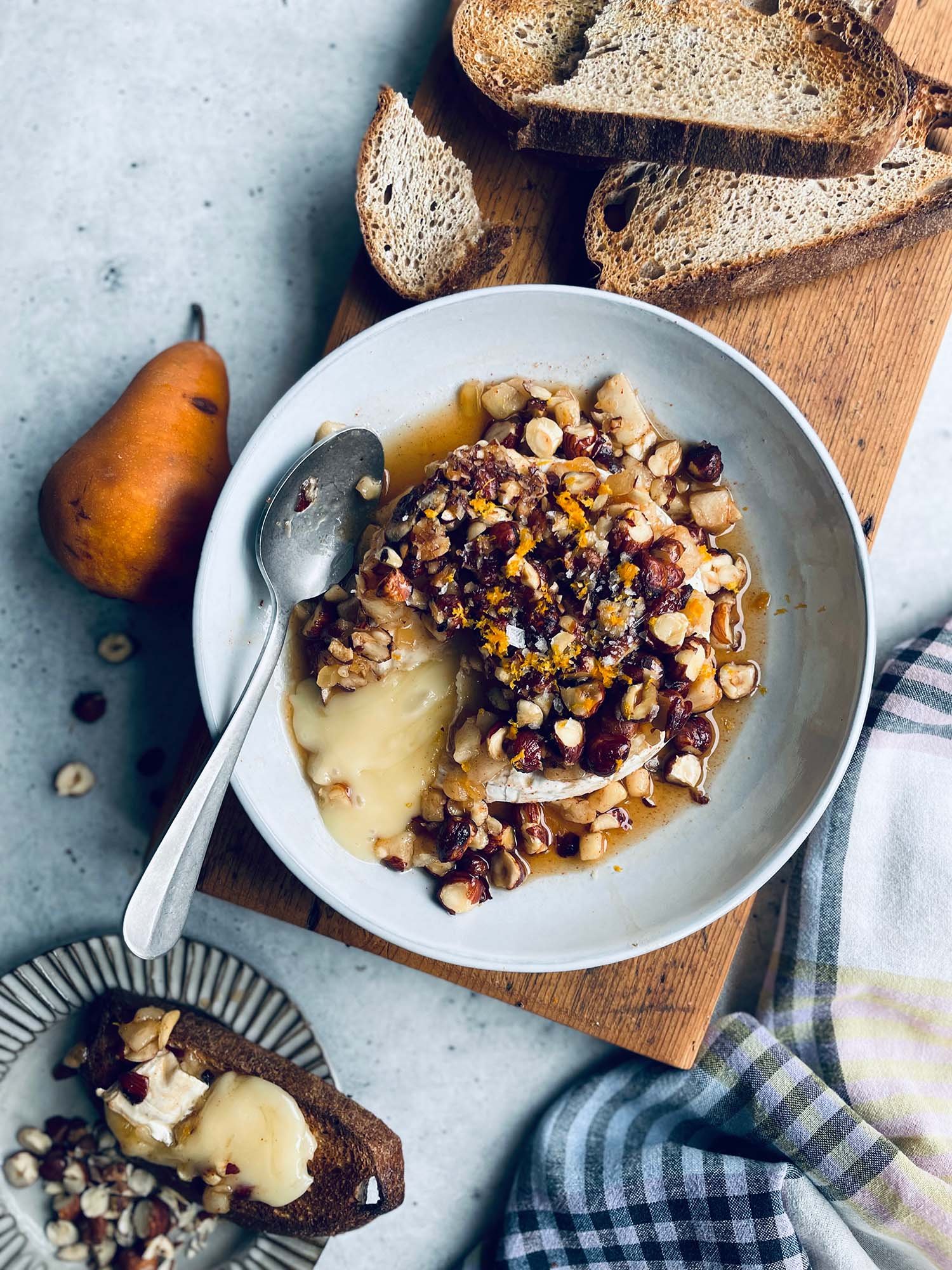 Baked Brie with Pear and Hazelnuts