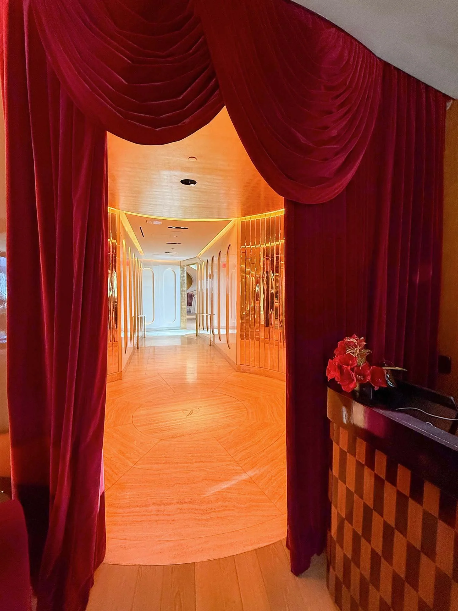 8-faena-nyc-checking-in-peter-som.jpg