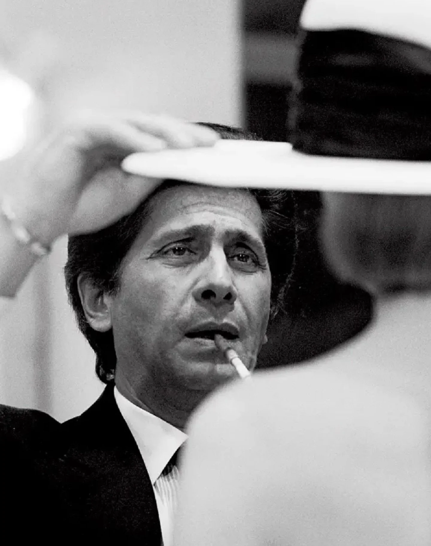 The emperor of all that&rsquo;s beautiful and elegant  has departed. Farewell, Signore Garavani. ✨
Valentino&rsquo;s world of unabashed Italian style has always been my north star of all things luxury as a designer - those iconic ads lensed by Meisel