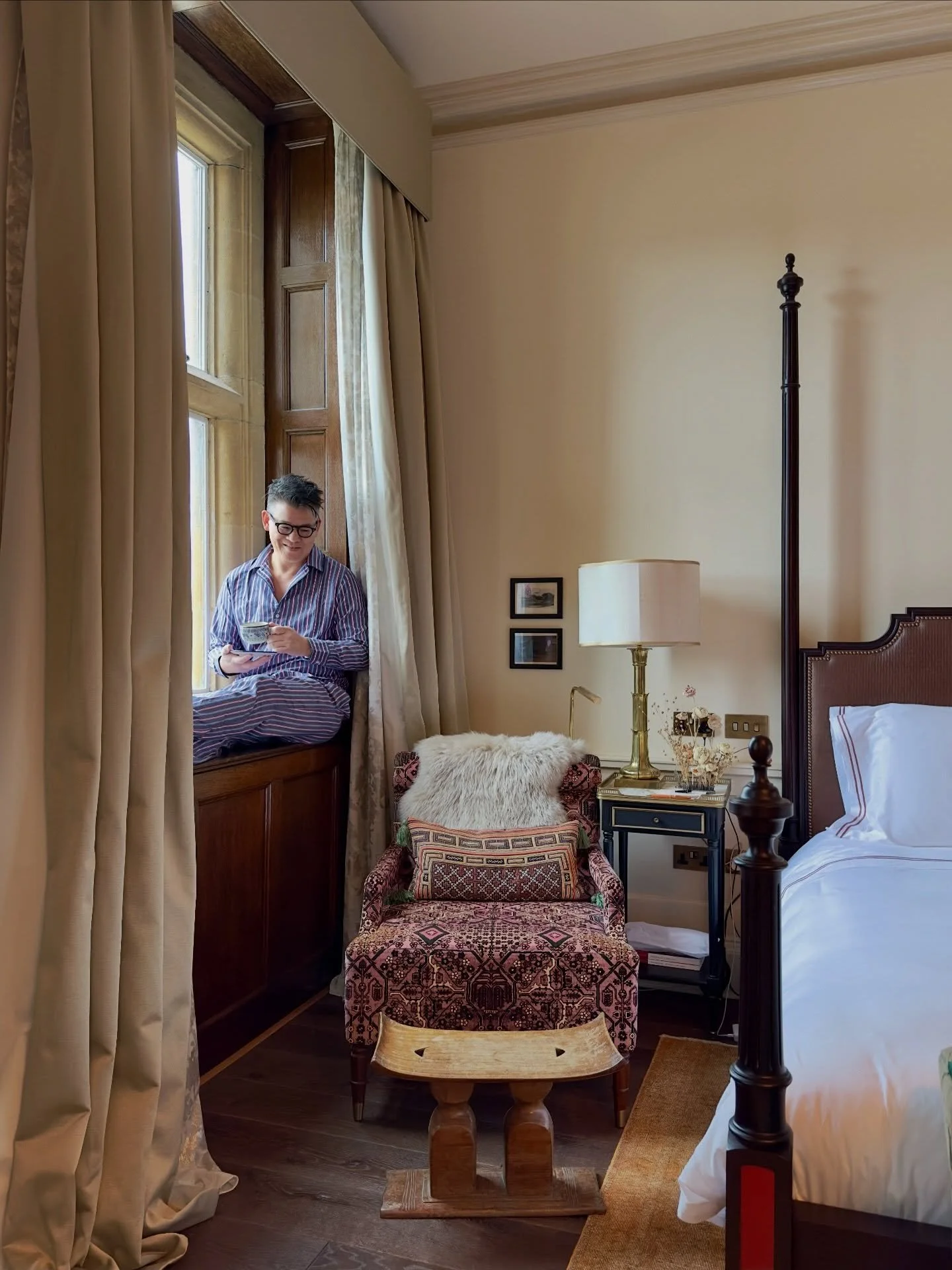 Thinking of this place 🇬🇧 Can&rsquo;t wait to be back ✨
.
.
.
@estellemanor #estellemanoroxfordshire #uk #cotswolds #travel