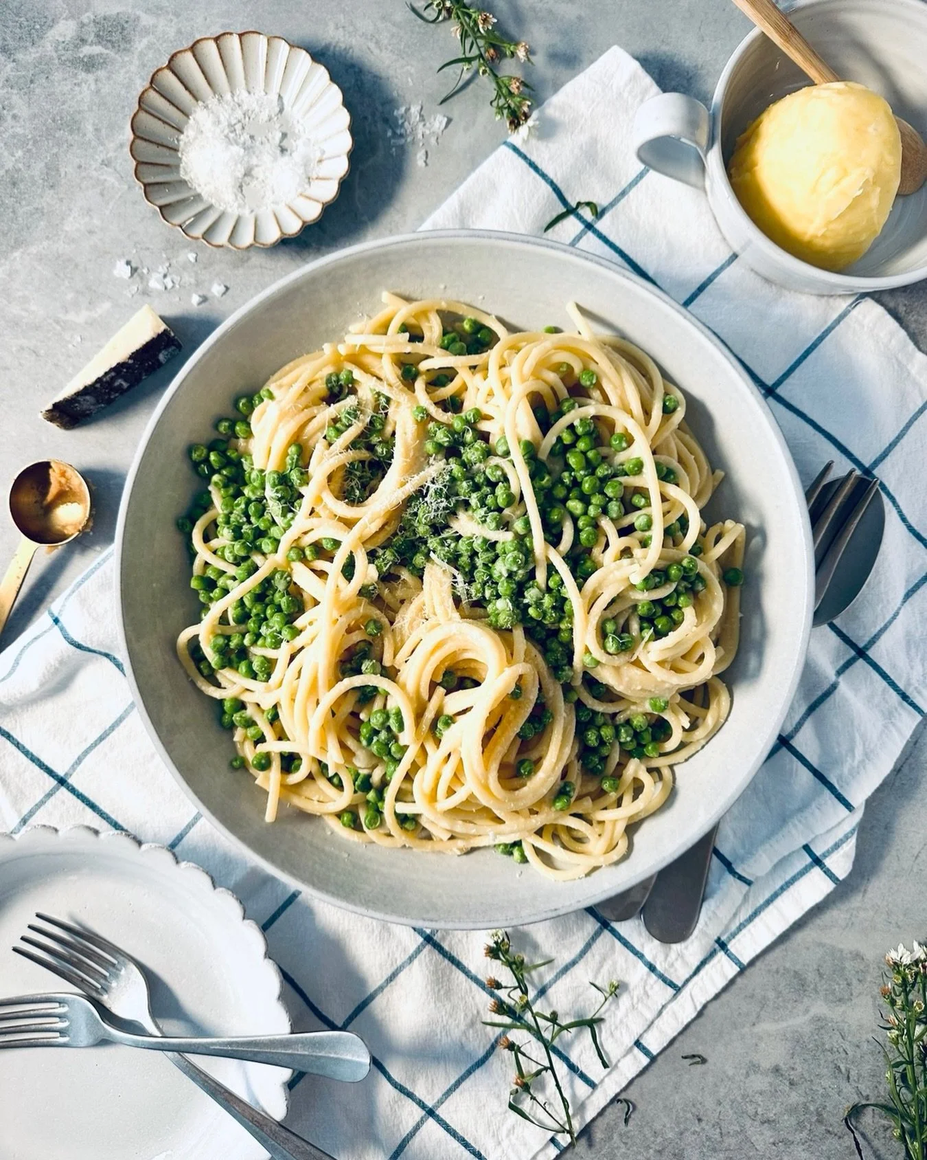 Bucatini with Peas and Miso Pecorino Butter✨

This is a case where using the best butter you can find is imperative&mdash;as it&rsquo;s truly what makes up most of the sauce. Find a European-style butter which has a higher fat content and less water&