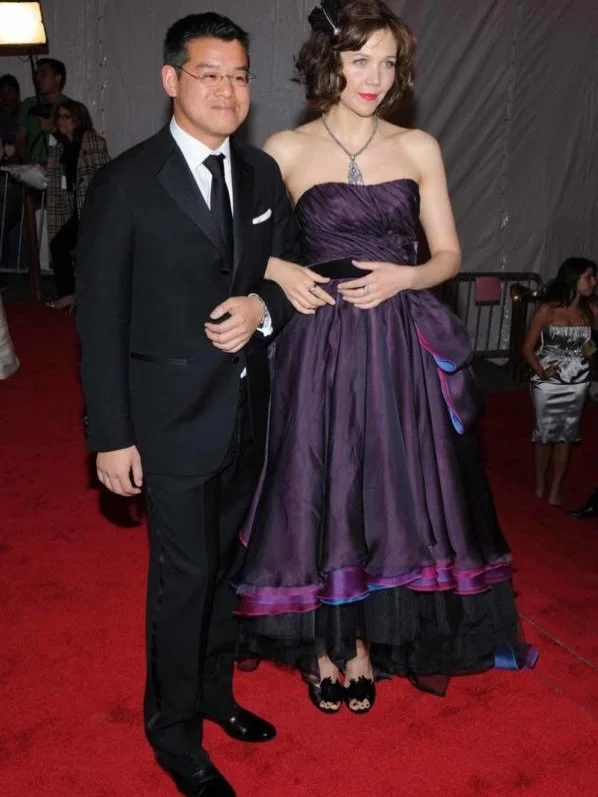 The first Monday in May approaches! A few past Met Gala red carpet moments in PS.✨
.
.
.
#petersom #metgala