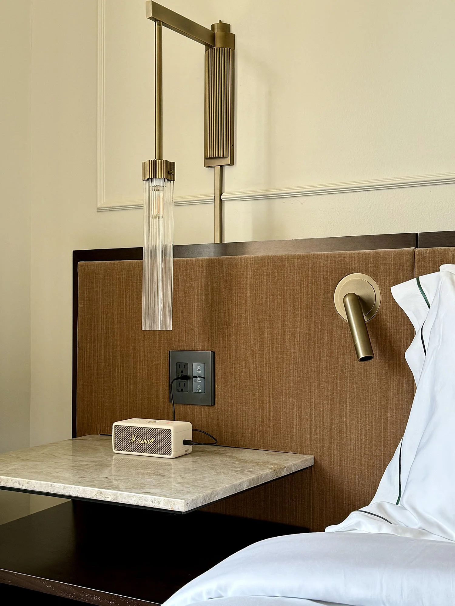 1-Room-Huntington-Hotel.jpg