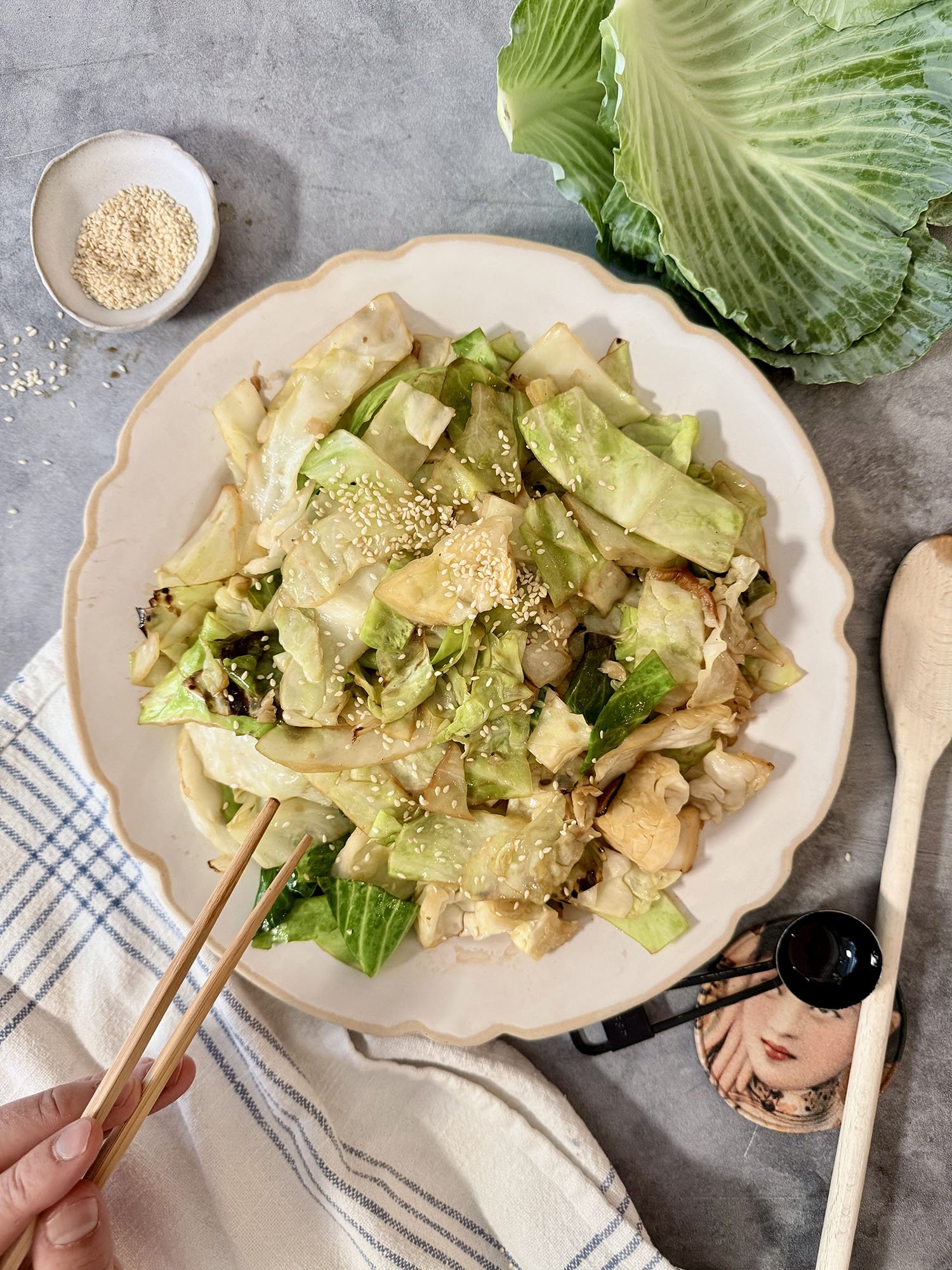 Stir-Fried Sesame Cabbage