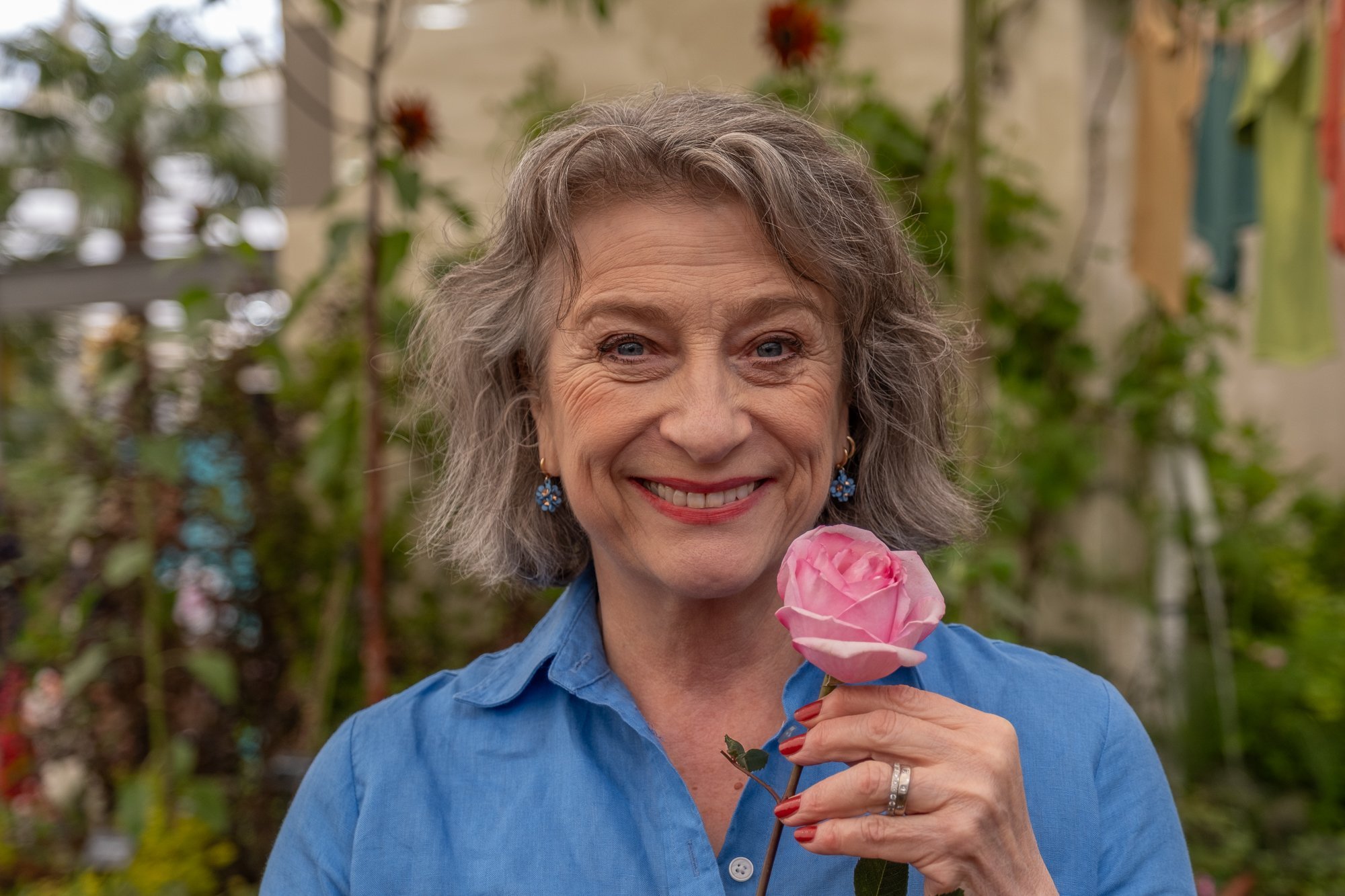 New 'Caroline Quentin' rose launched in support of St Peter’s Hospice