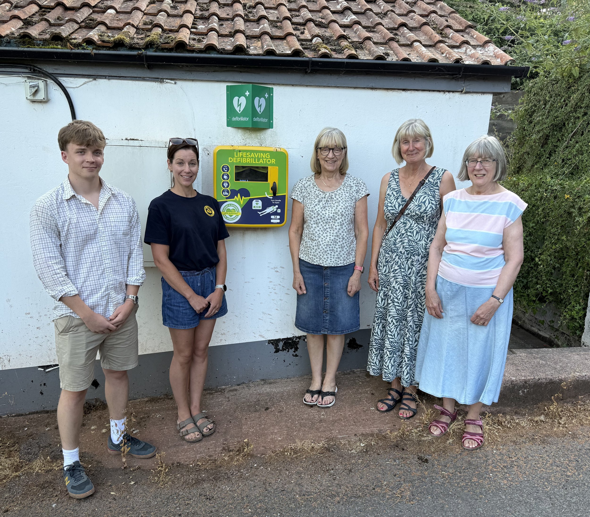 Local group installs third life-saving defibrillator in Combe Florey