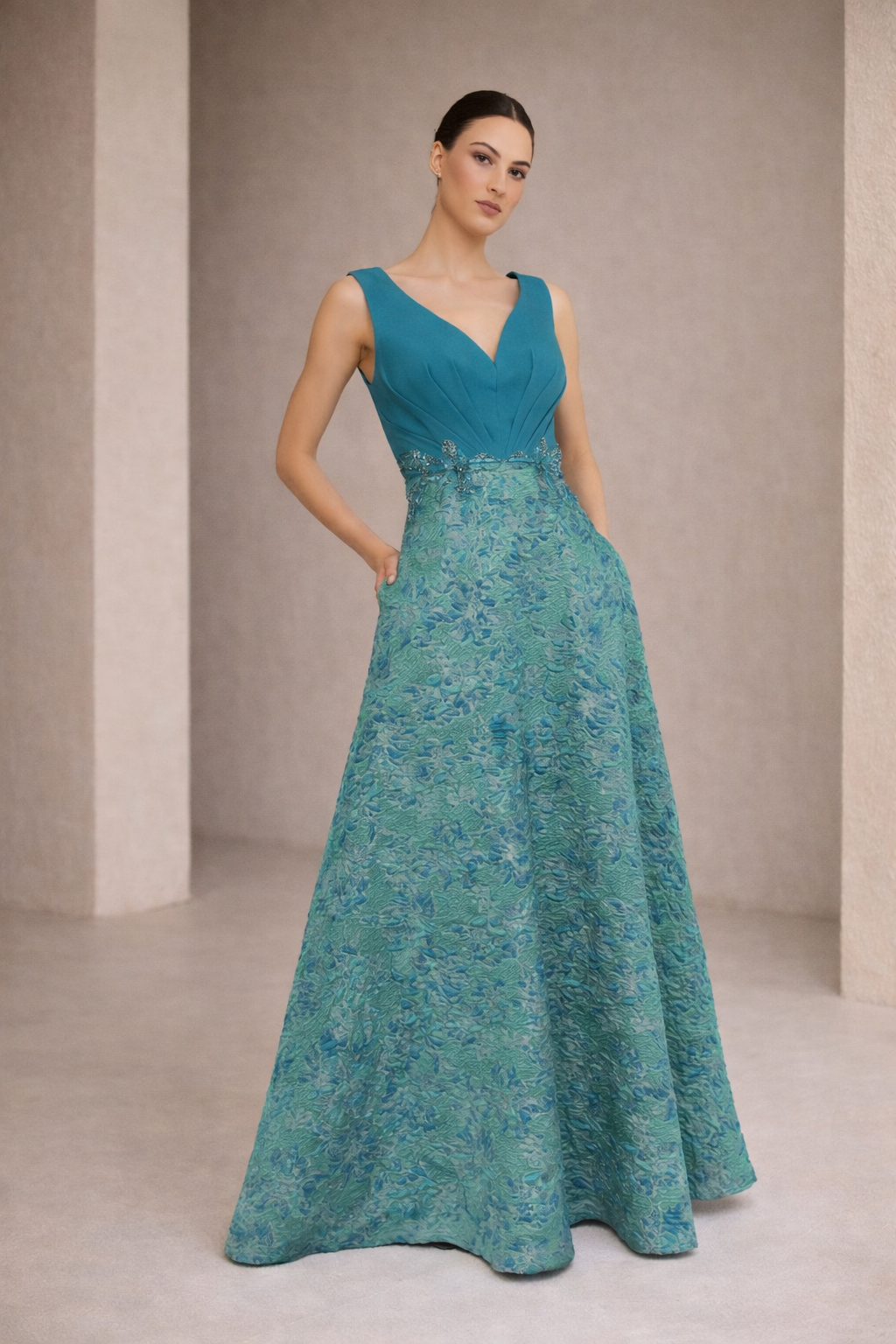 Vestido falda brocada Carla Ruiz