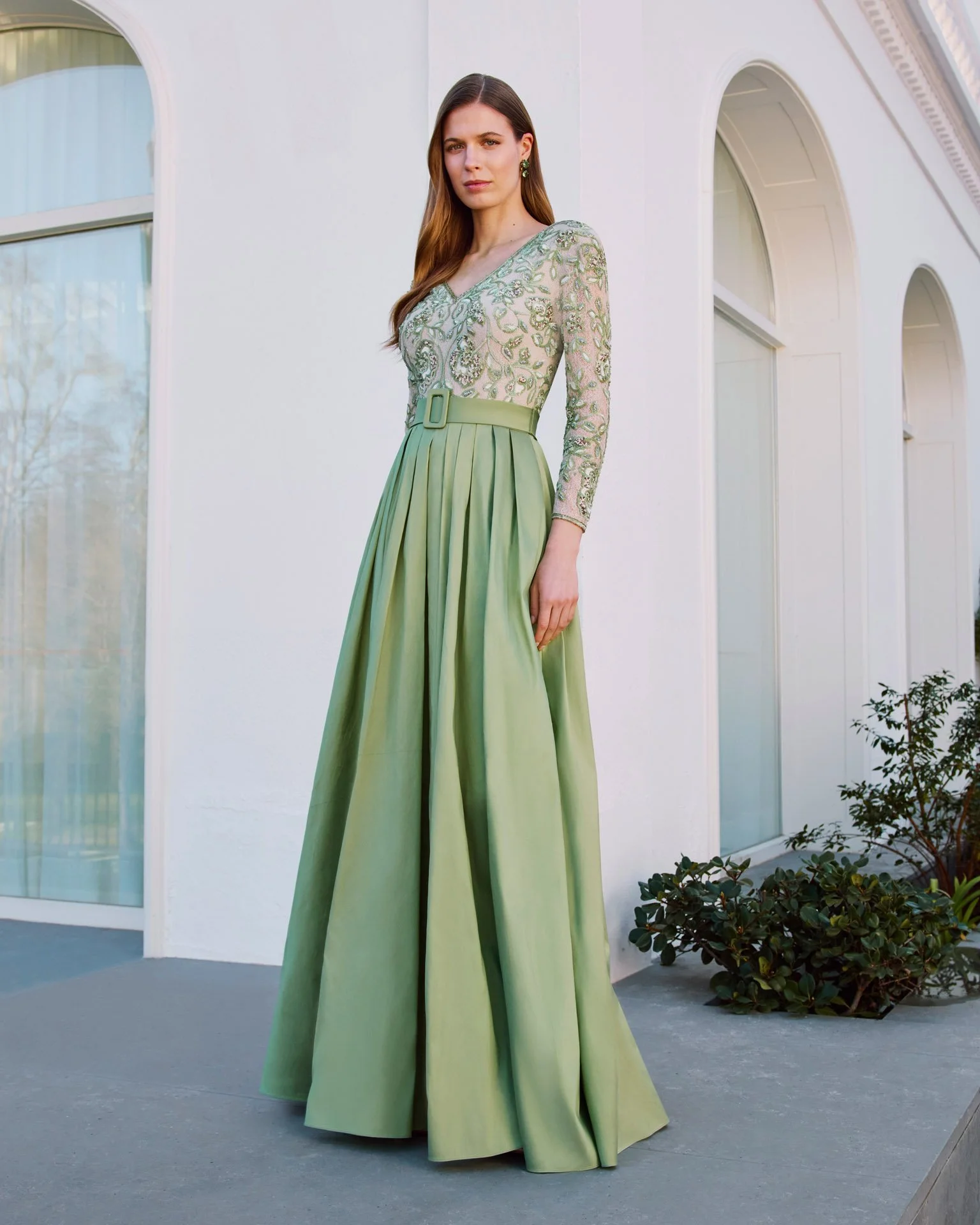 1G55_COUTURE_CLUB_1.jpg