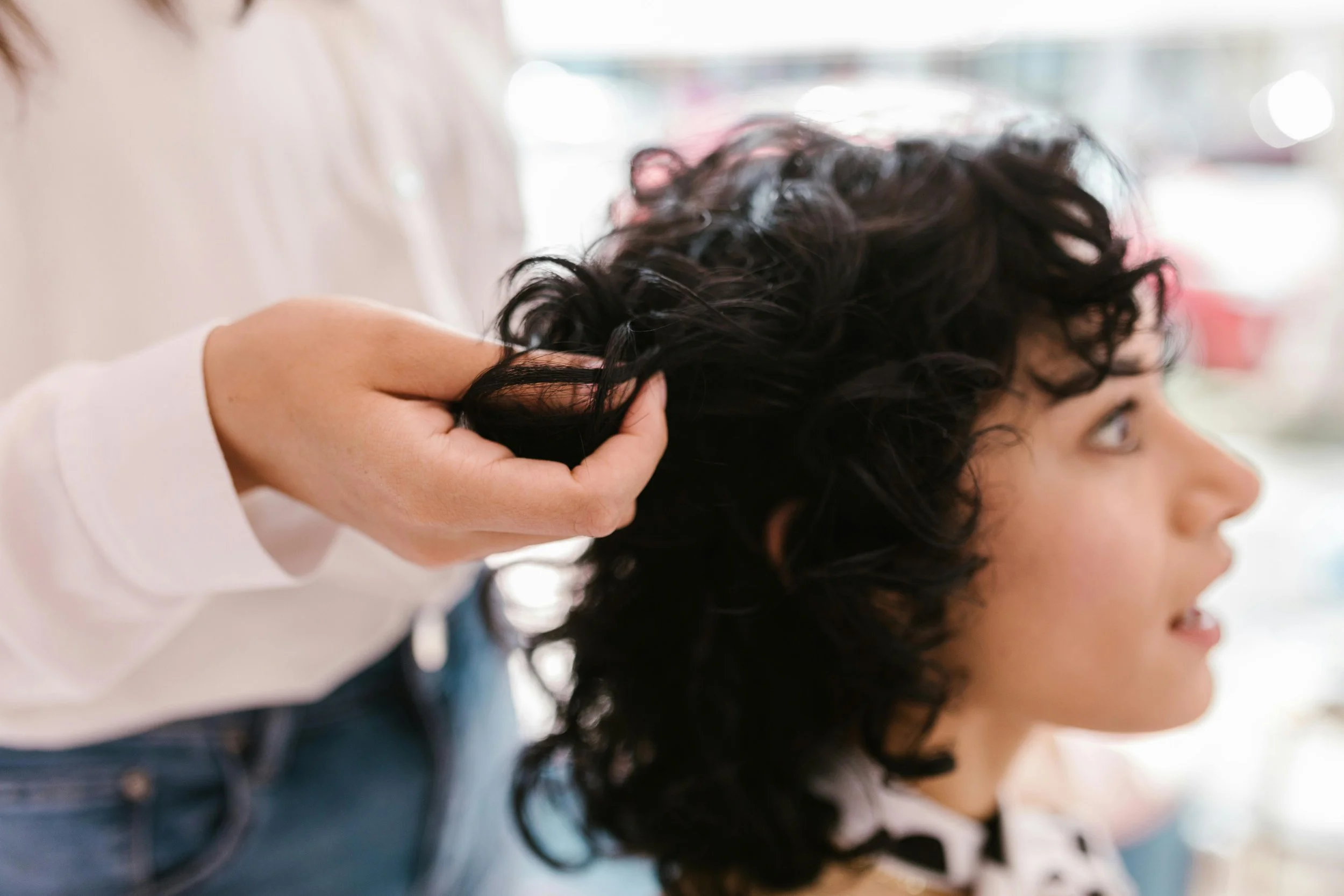The Essential Curly Hair Haircut Guide for Beautiful Natural Curls