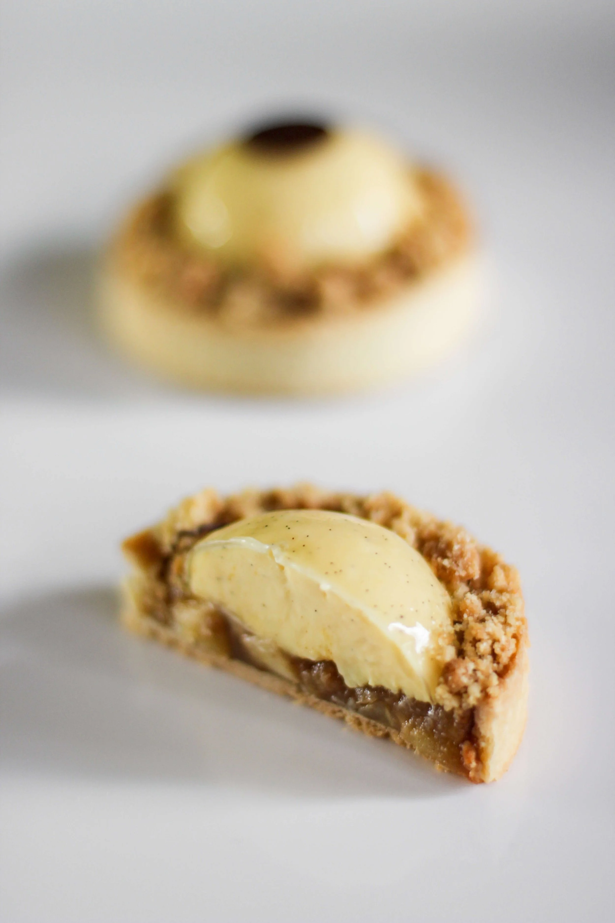 Berries  Crumble "tart"