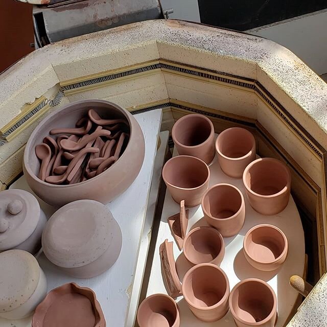 I haven't been productive in months! Today I feel rejuvenated! Looking forward to finally crossing off some orders they have been around since before quarantine. 
#pottery #ceramics #functionalpottery #kitchenware #wheelthrownpottery #wheelthrown #ha