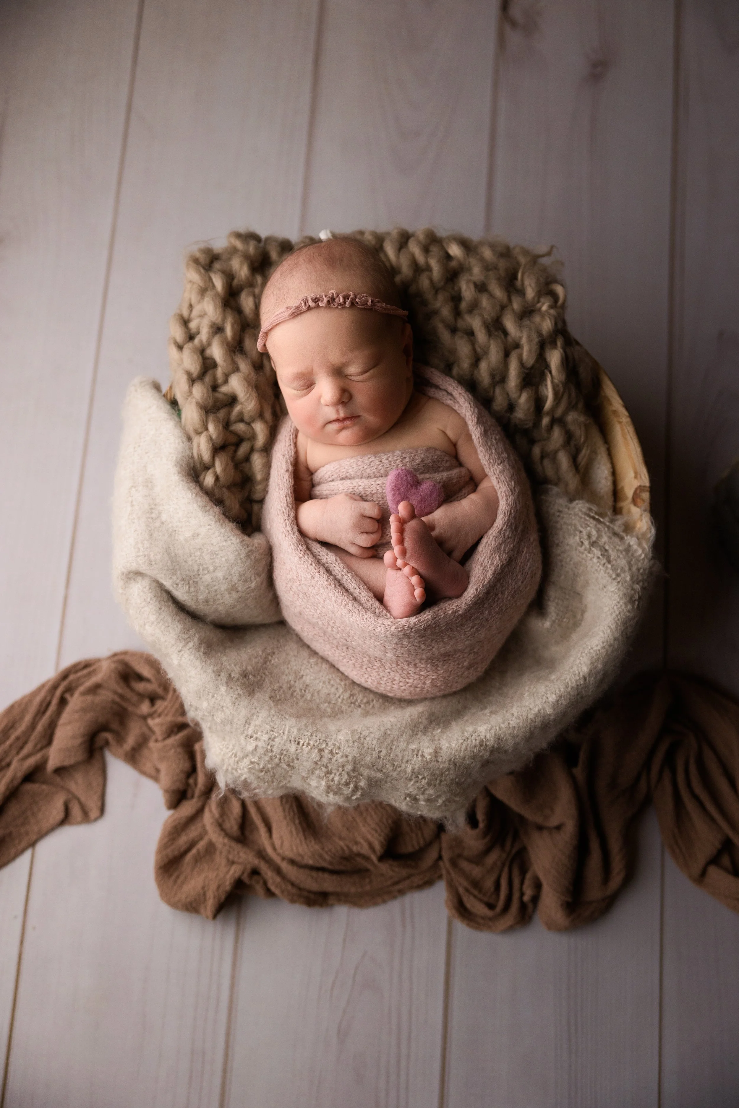 Drumheller-Newborn-photography (11).jpg