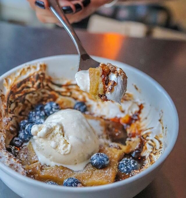 On our outdoor dining dessert menu, the Half Baked Blondie. Who wants a bite?
#TheFoodMarket