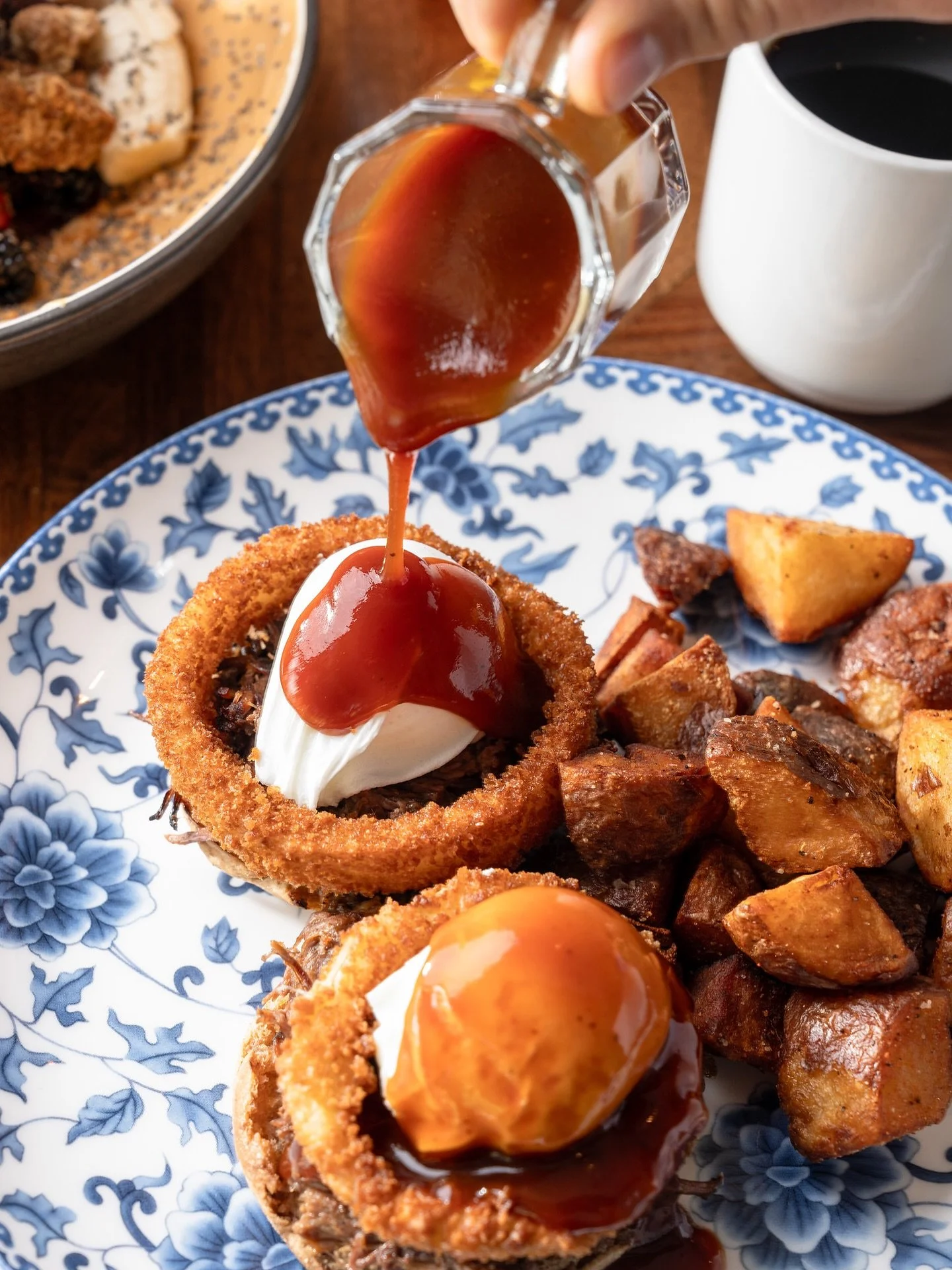 In 3, 2, 1…brunch has started.
๐ธ: @sv_images
#TheFoodMarket
.
.
#VisitBaltimore #MyBmore #BaltimoreRestaurants #BaltimoreEats #Zagat #yelp #yelpBaltimore #BaltimoreFoodie #BaltimoreFood #baltimore #visitbmore #opentable #thrillist #eeeeats #