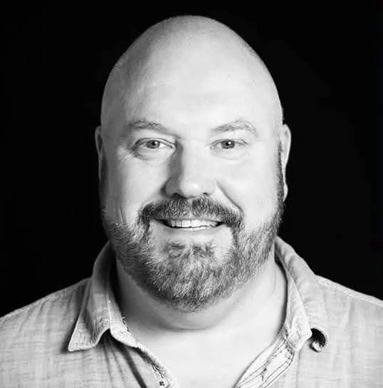Matt Turner as<em>𝗞𝗲𝘃𝗶𝗻 / 𝗲𝗻𝘀𝗲𝗺𝗯𝗹𝗲</em>