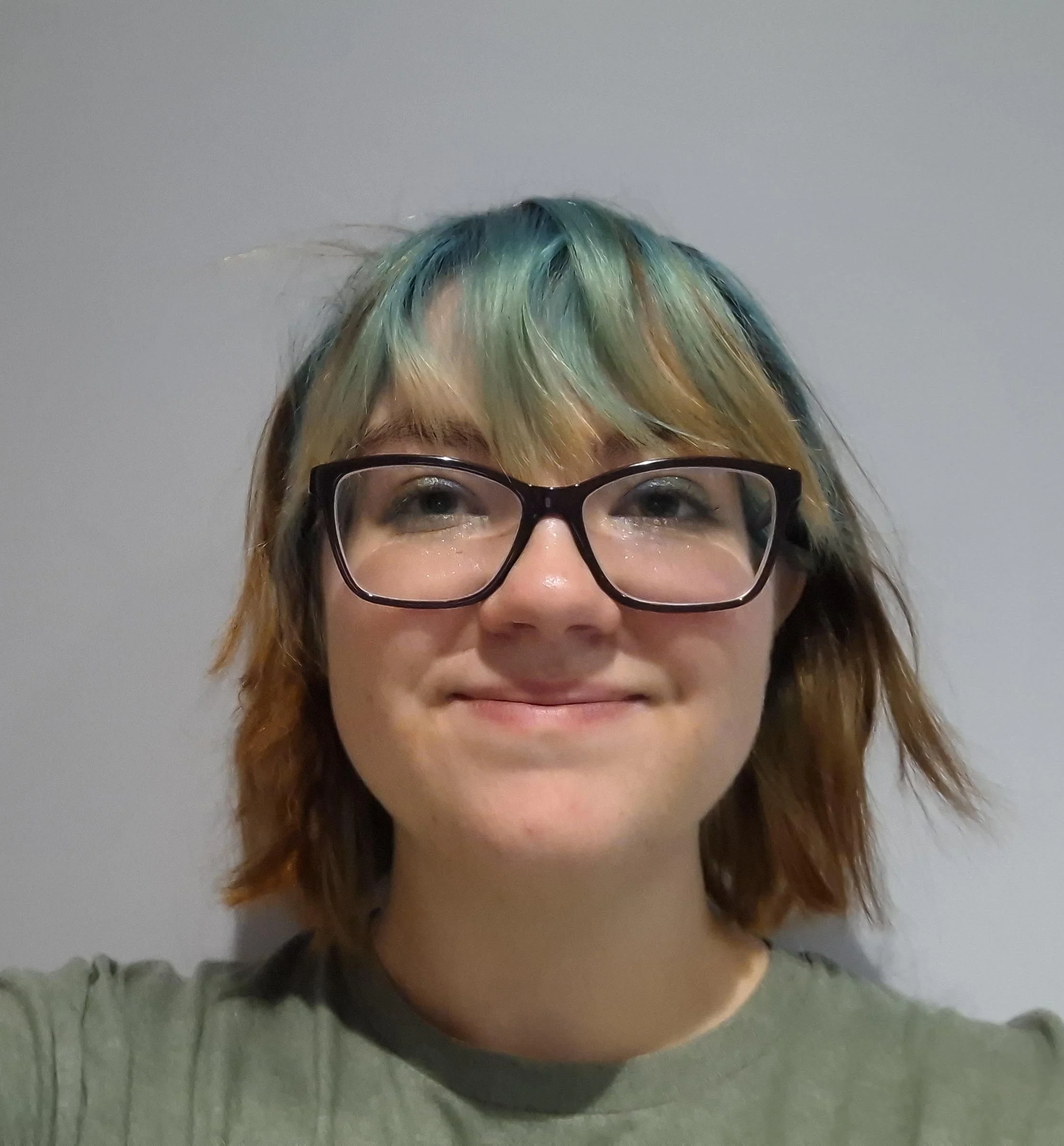 Olivia Jee-Martin as<em>𝗘𝗻𝘀𝗲𝗺𝗯𝗹𝗲</em>