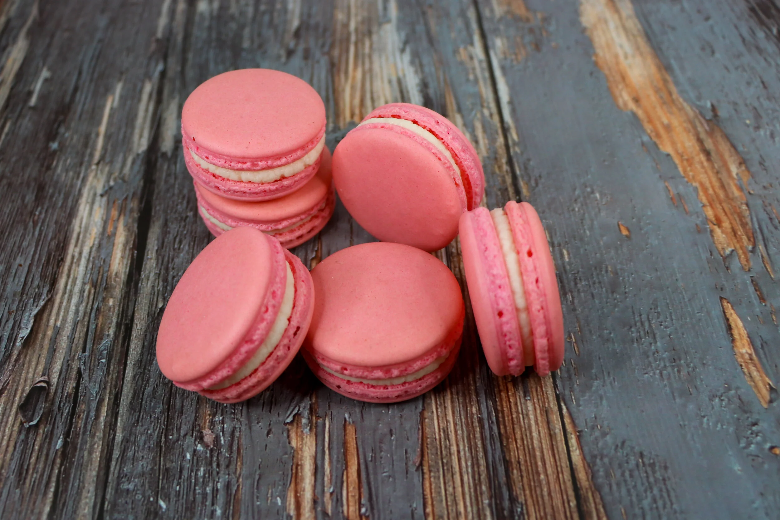 Raspberry shell, white chocolate buttercream