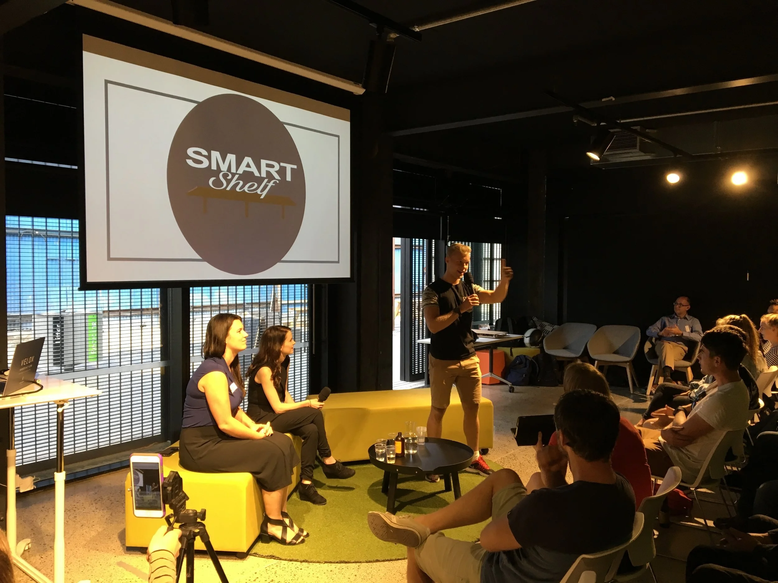 Jamie &nbsp;pitching SmartShelf at&nbsp; Hardware Meetup AKL .