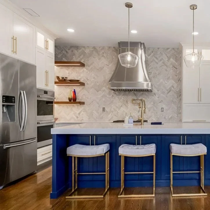 5 Must-Have Cabinet Features in Your High-End Kitchen Remodel