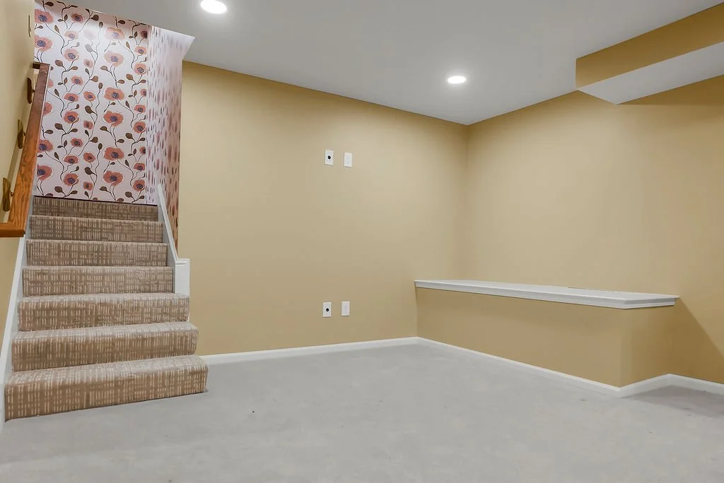 8017GranadaSt18.jpg