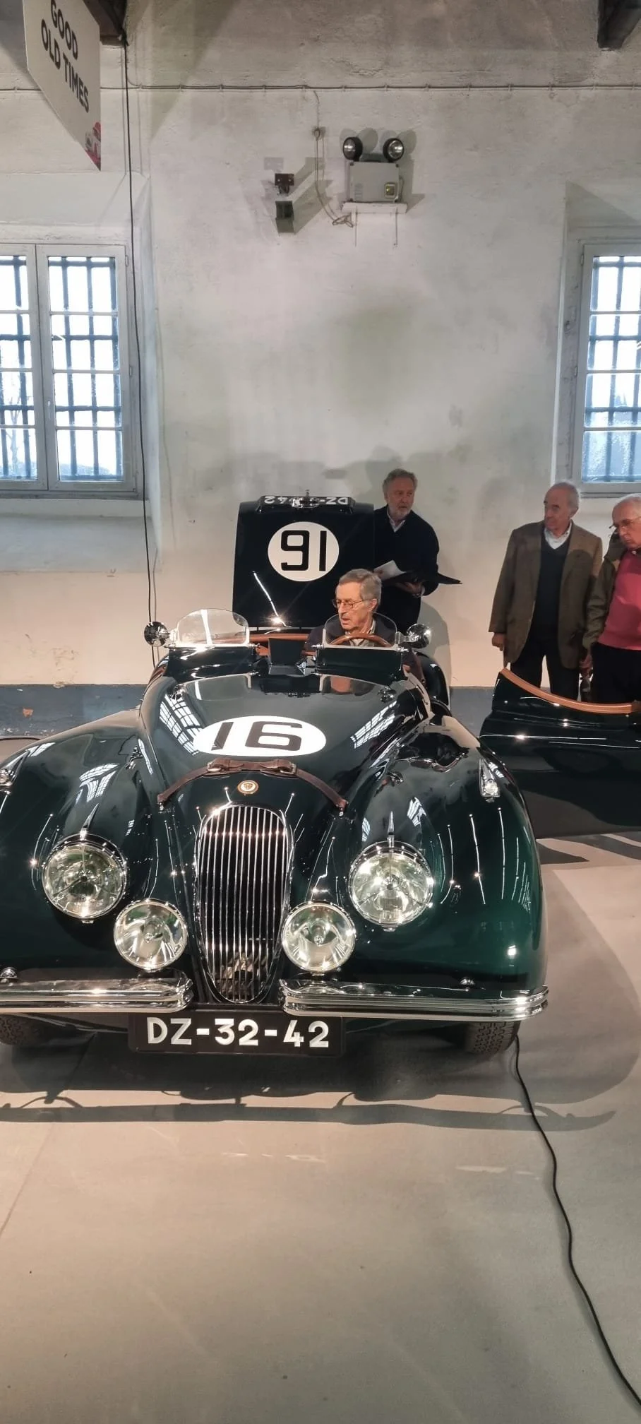 WhatsApp Image 2025-12-20 at 09.21.55.jpeg