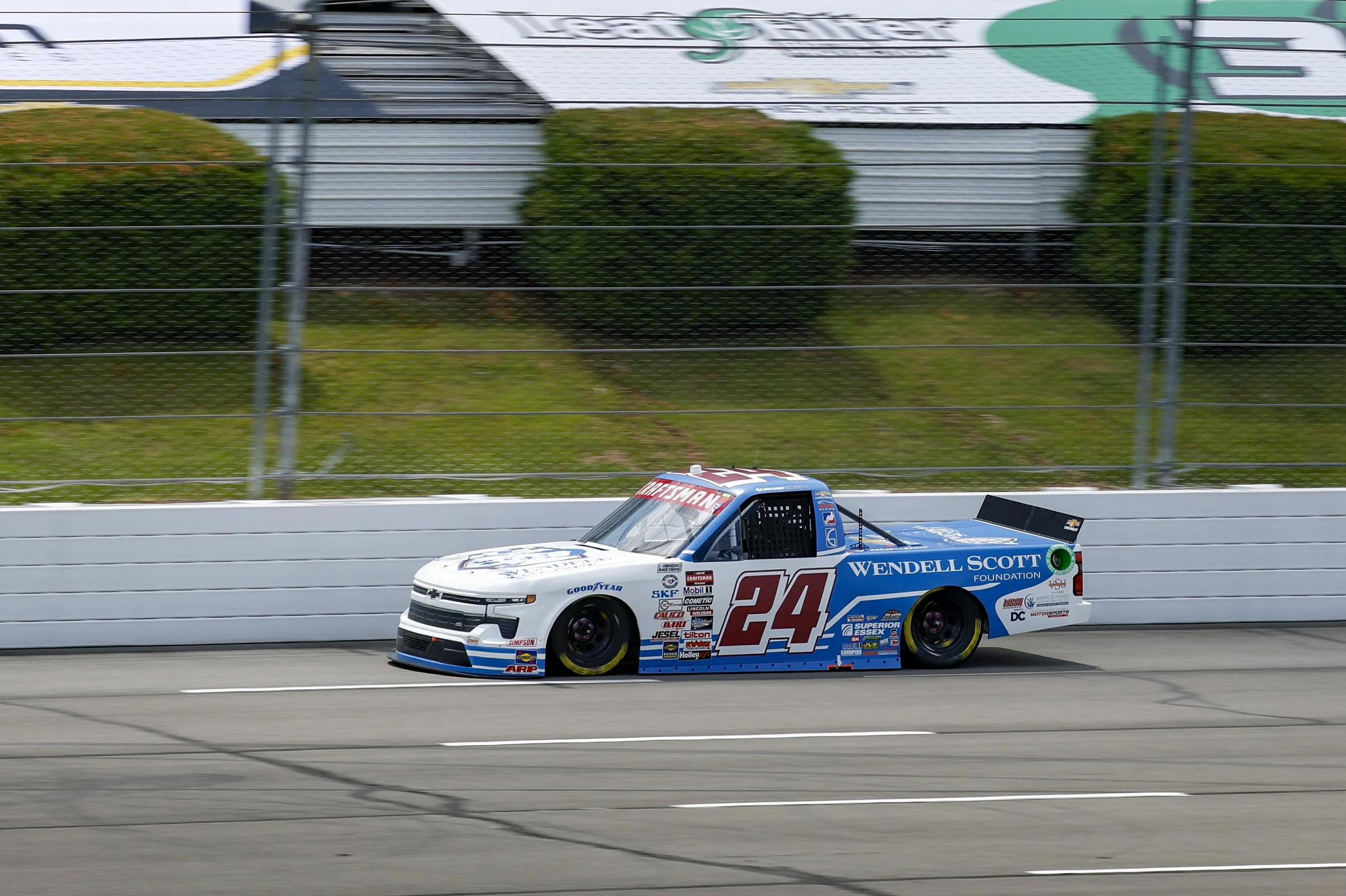 23POC1DR_362817 .jpg