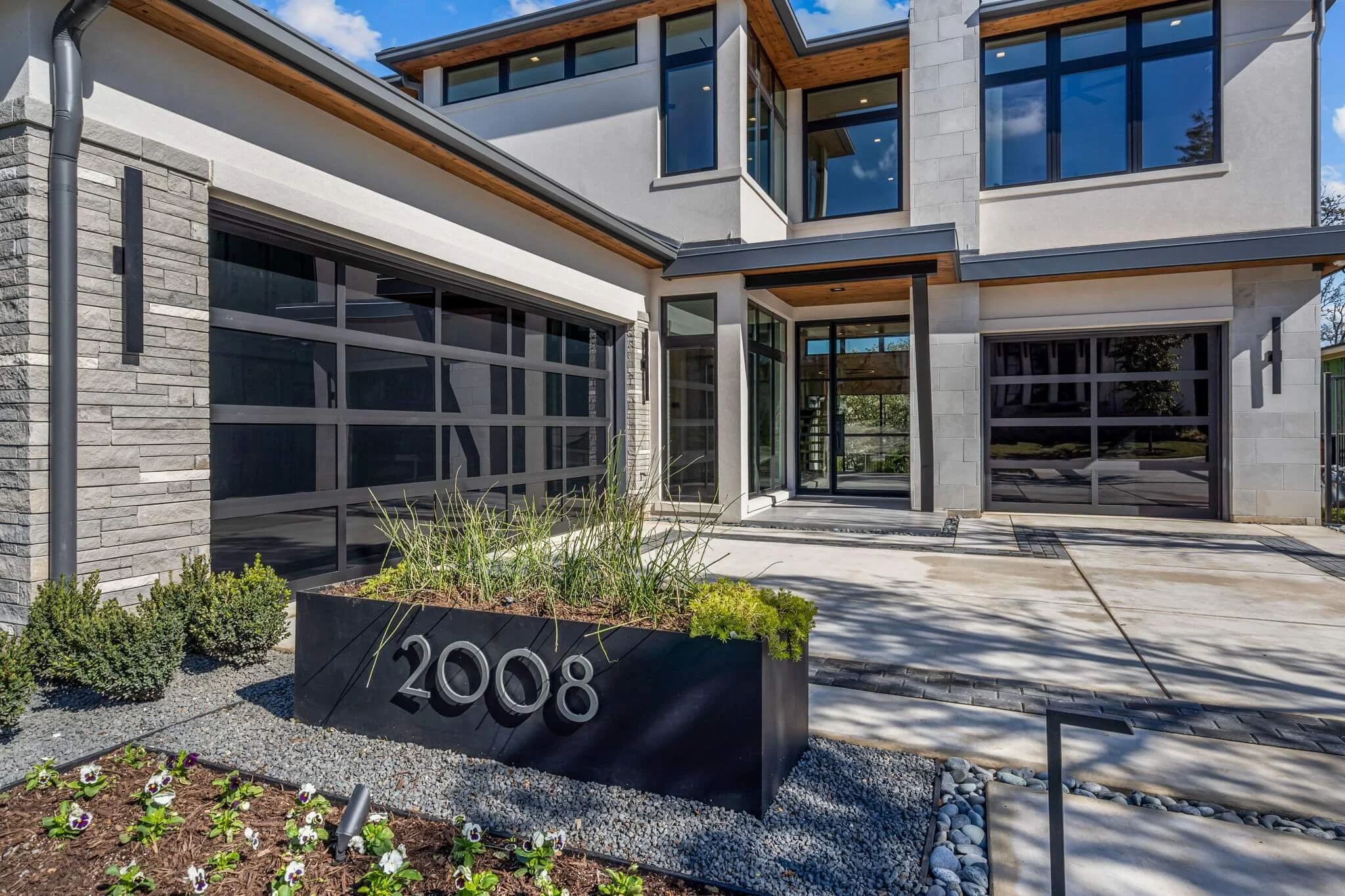 2-web-or-mls-2008 Whitwood Cove - Premier Property Media-2.jpg