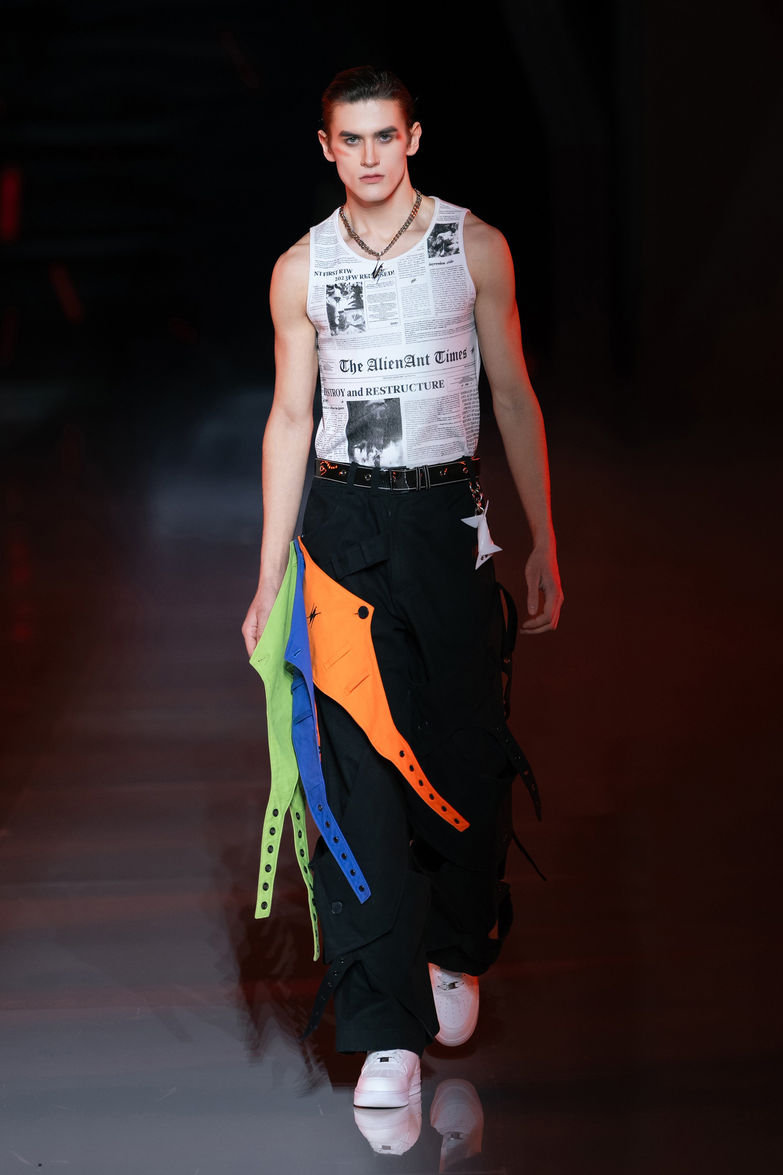Look 13.jpg