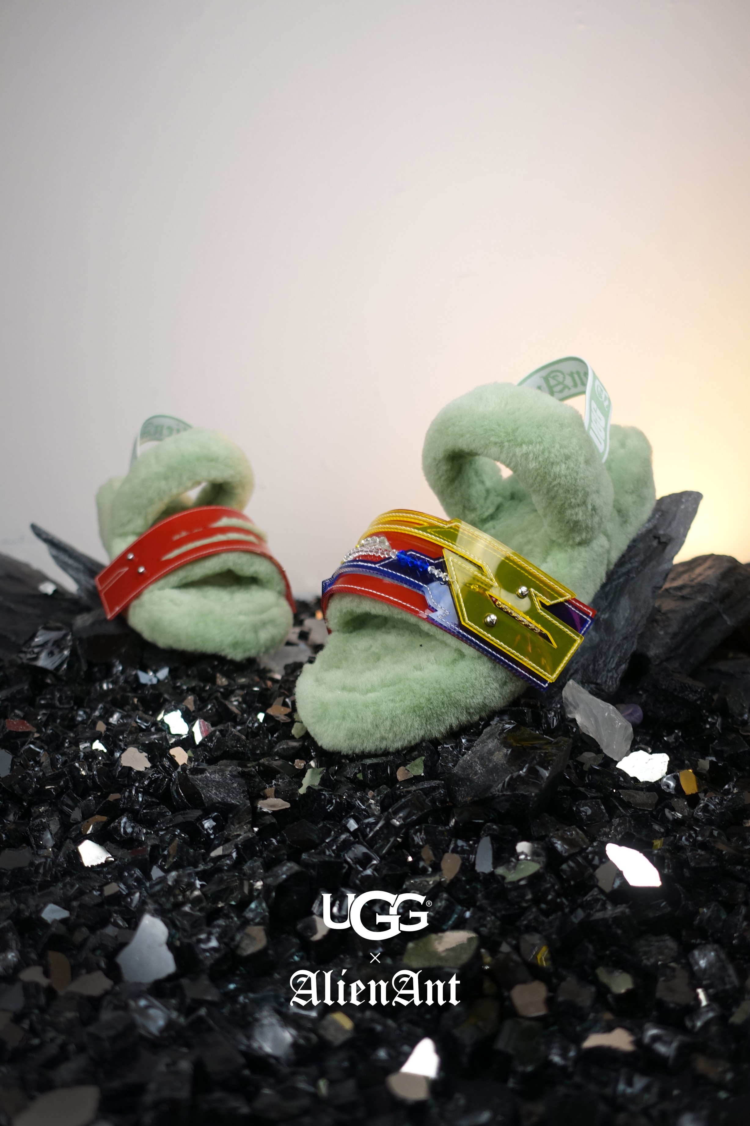 UGG X ALIENANT STONE 3 LOGO.jpg