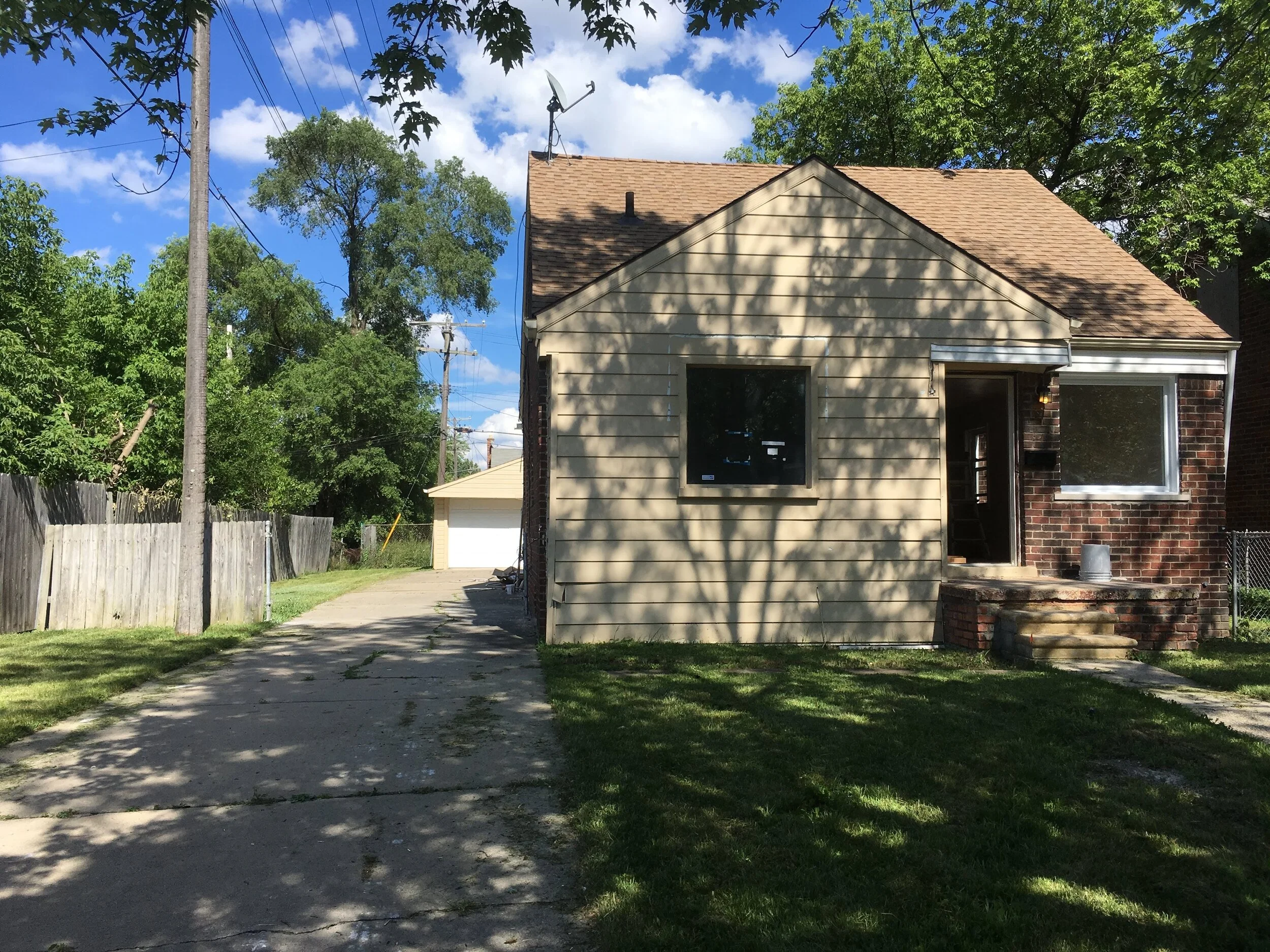 7816 Stout St.
