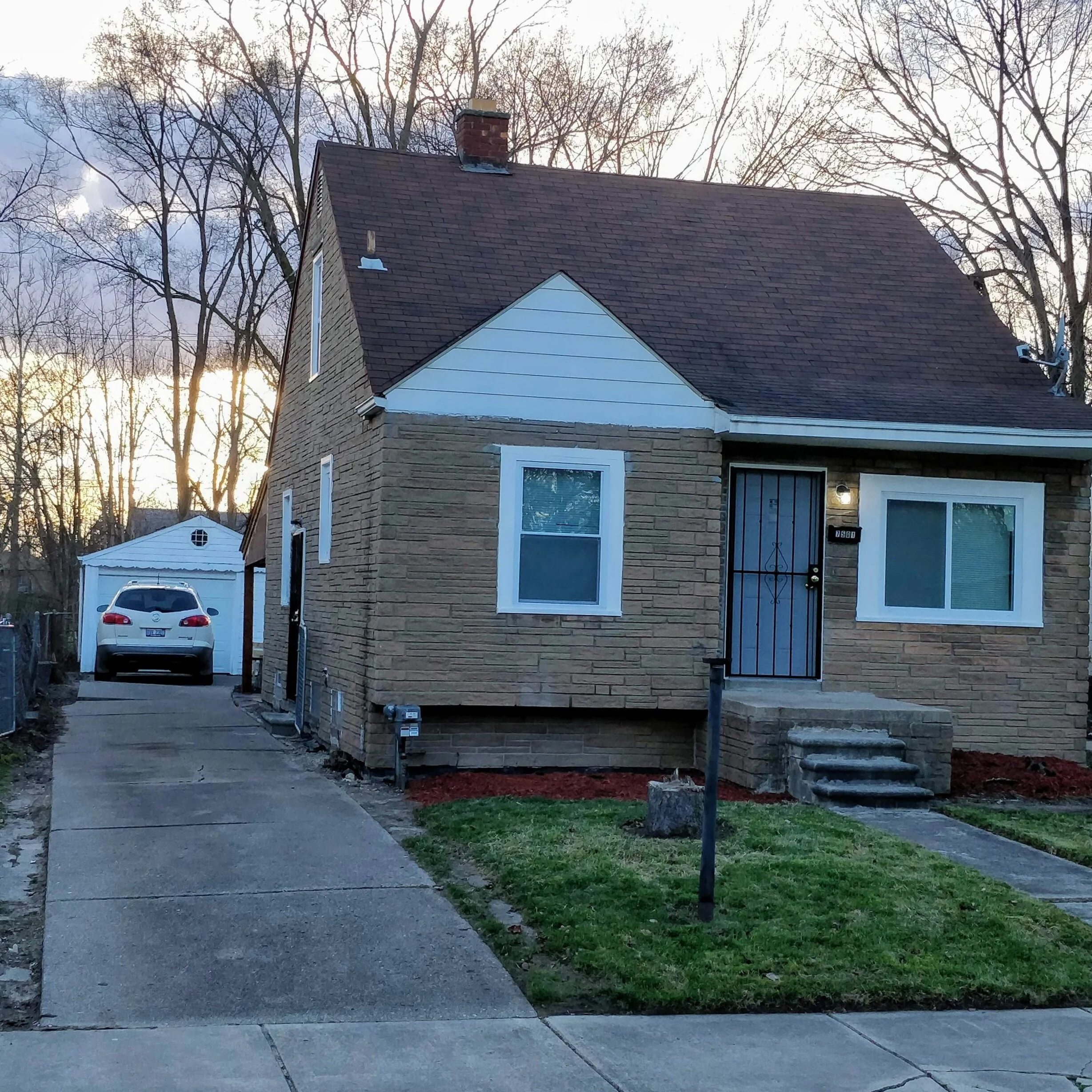 7501 Longacre St.