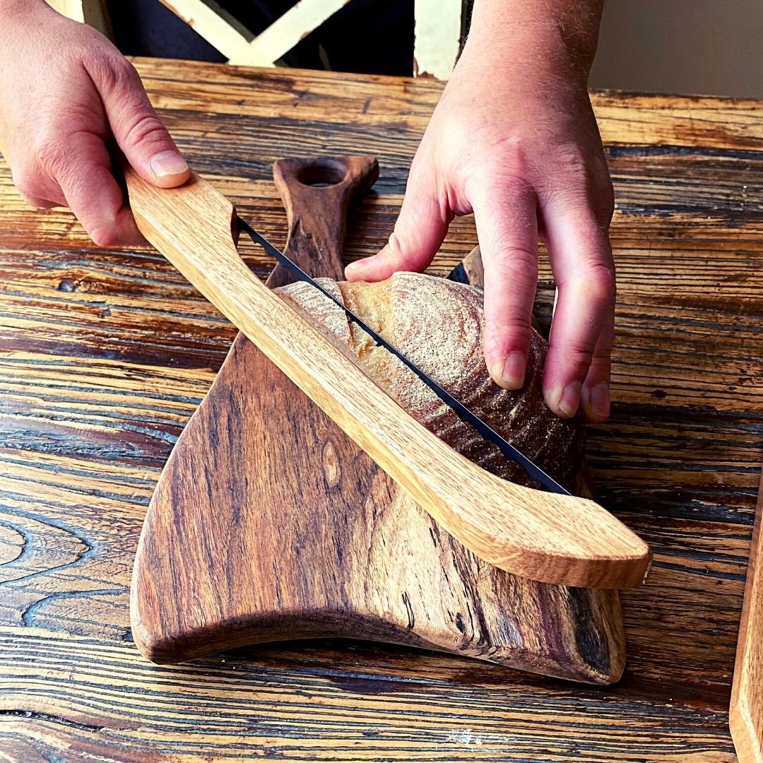 Bread Knife 1.jpg