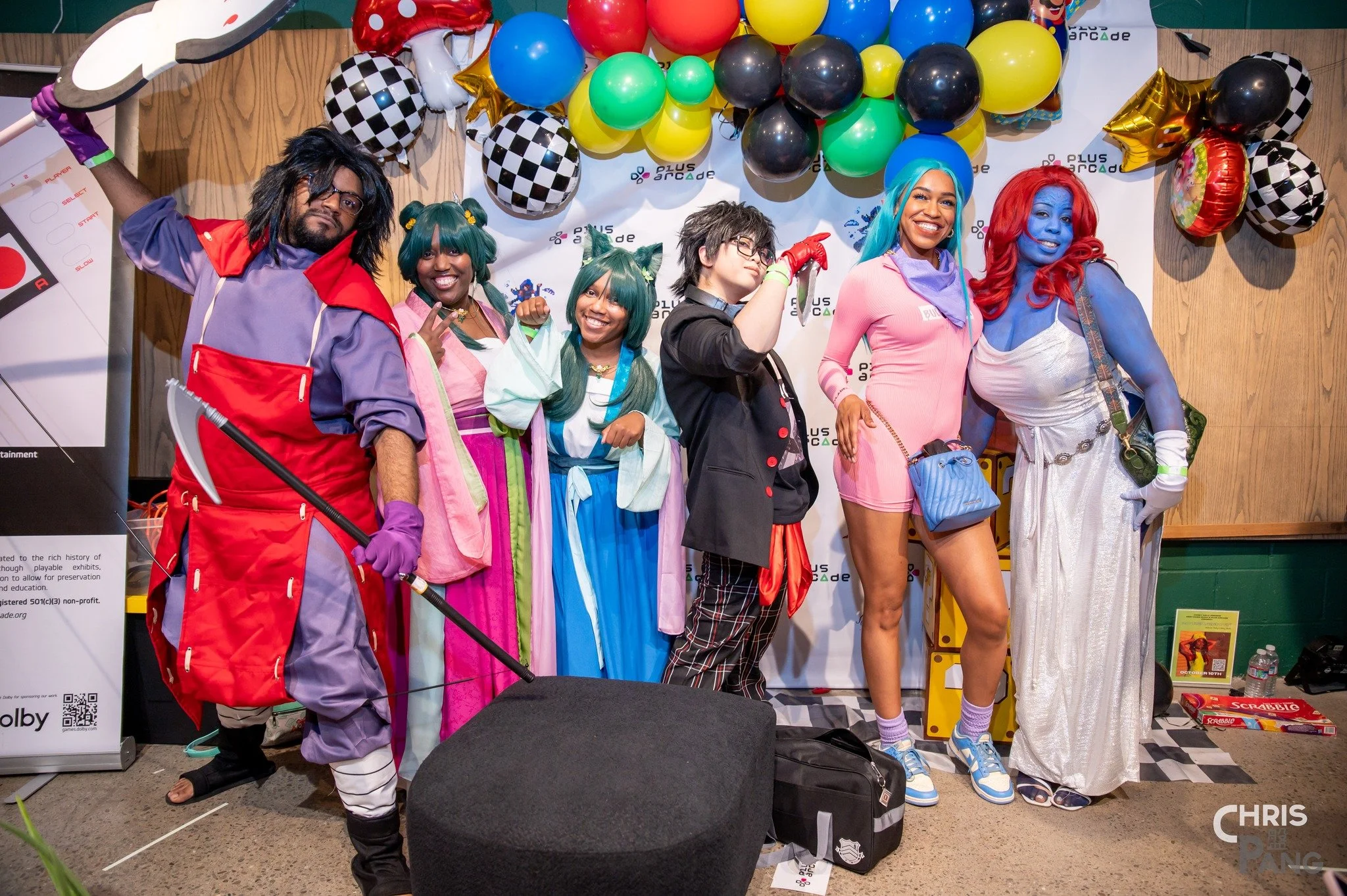 Highlights from the @plusarcadeworld party at @hella.bees 
I only found out about this event on short notice but I'm glad I attended and I had a good time. A bit different from other events I attended but a good different. Anyone who's looking to bre